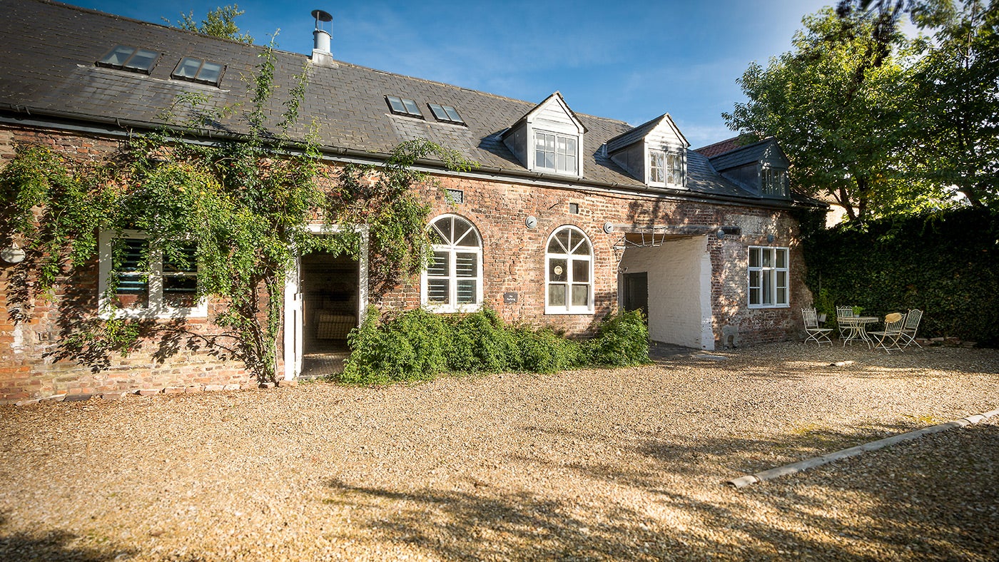 The exterior of Coach House Loft, Cambridgeshire
