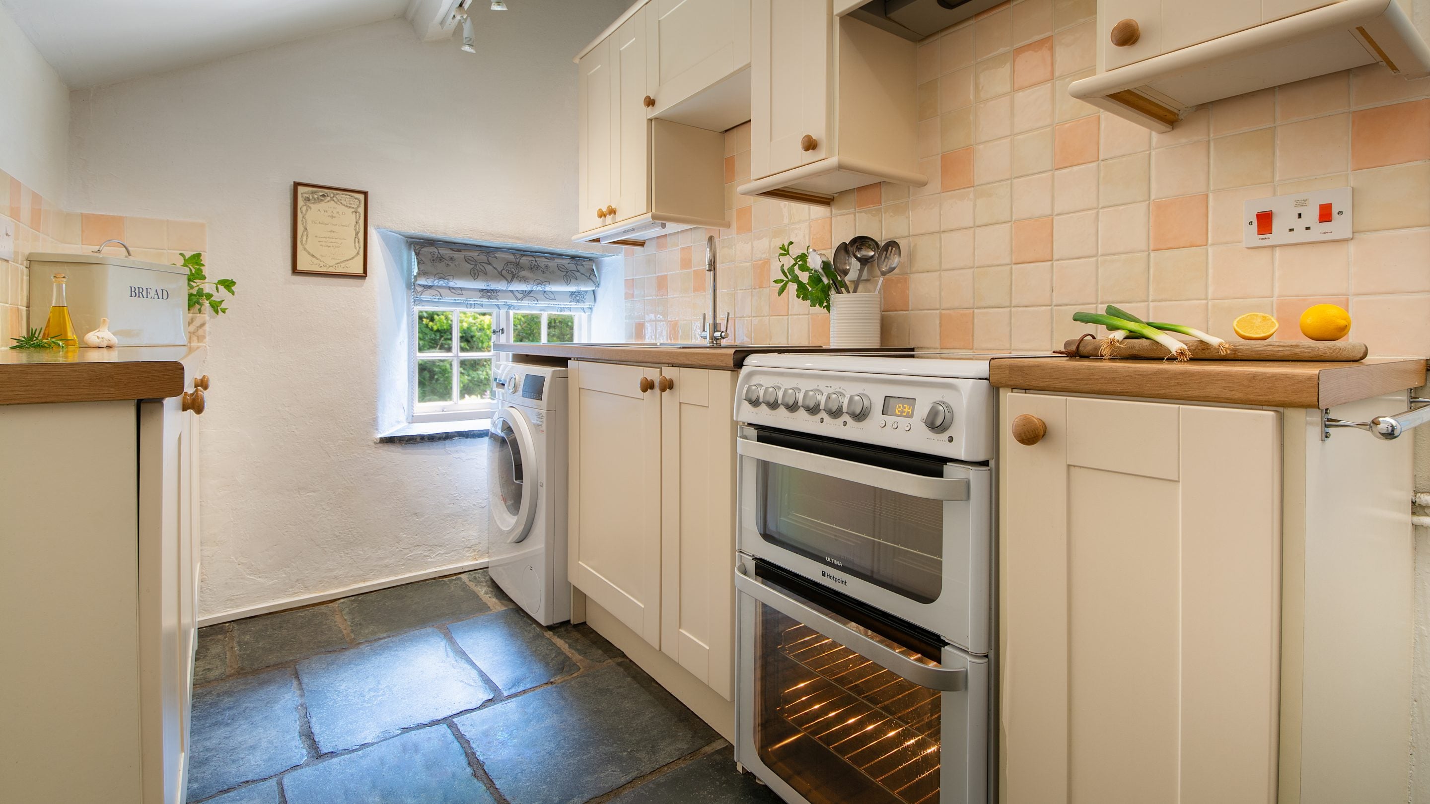 The kitchen at Boscastle Elm Cottage, Cornwall