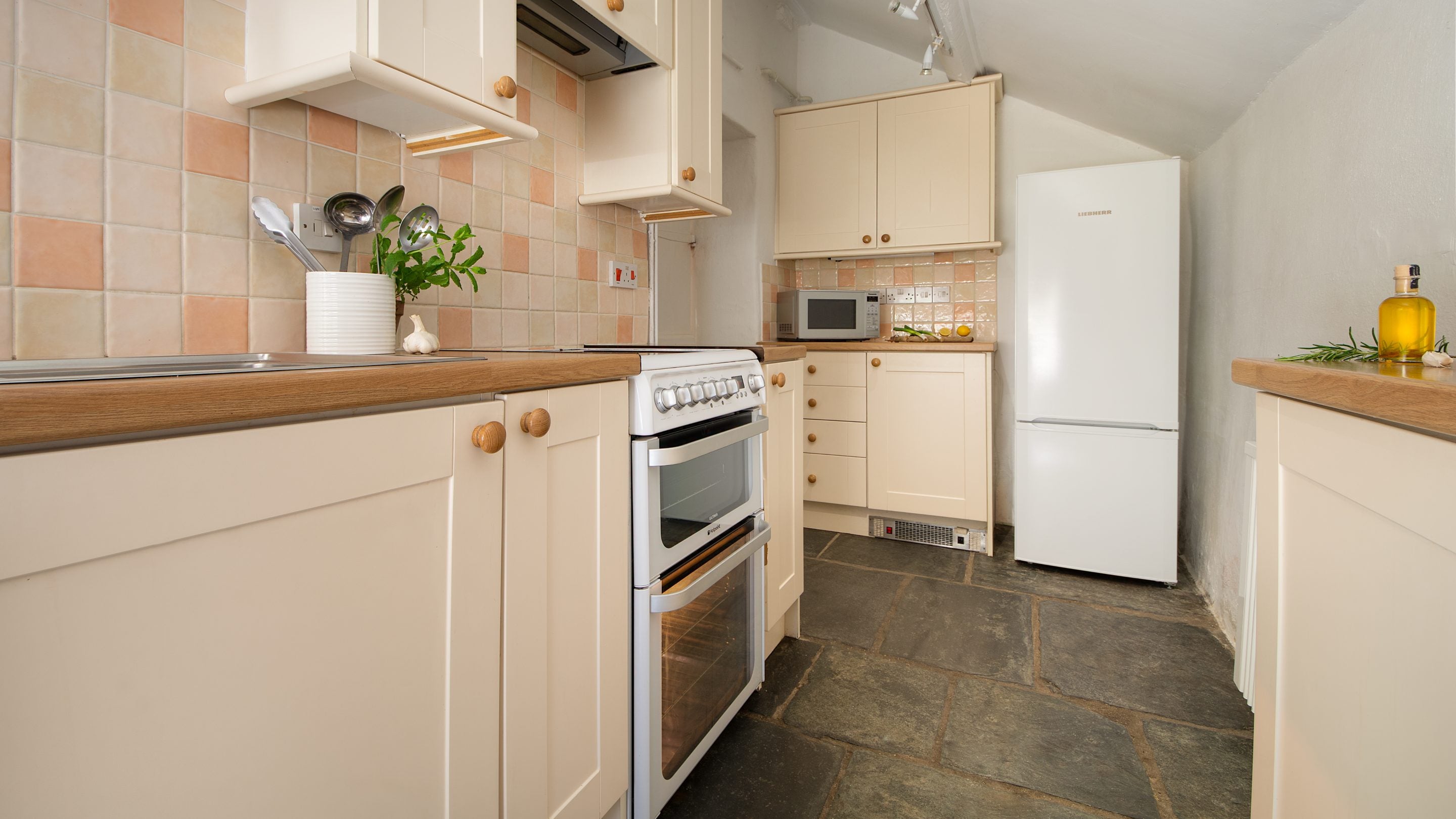 The kitchen at Boscastle Elm Cottage, Cornwall