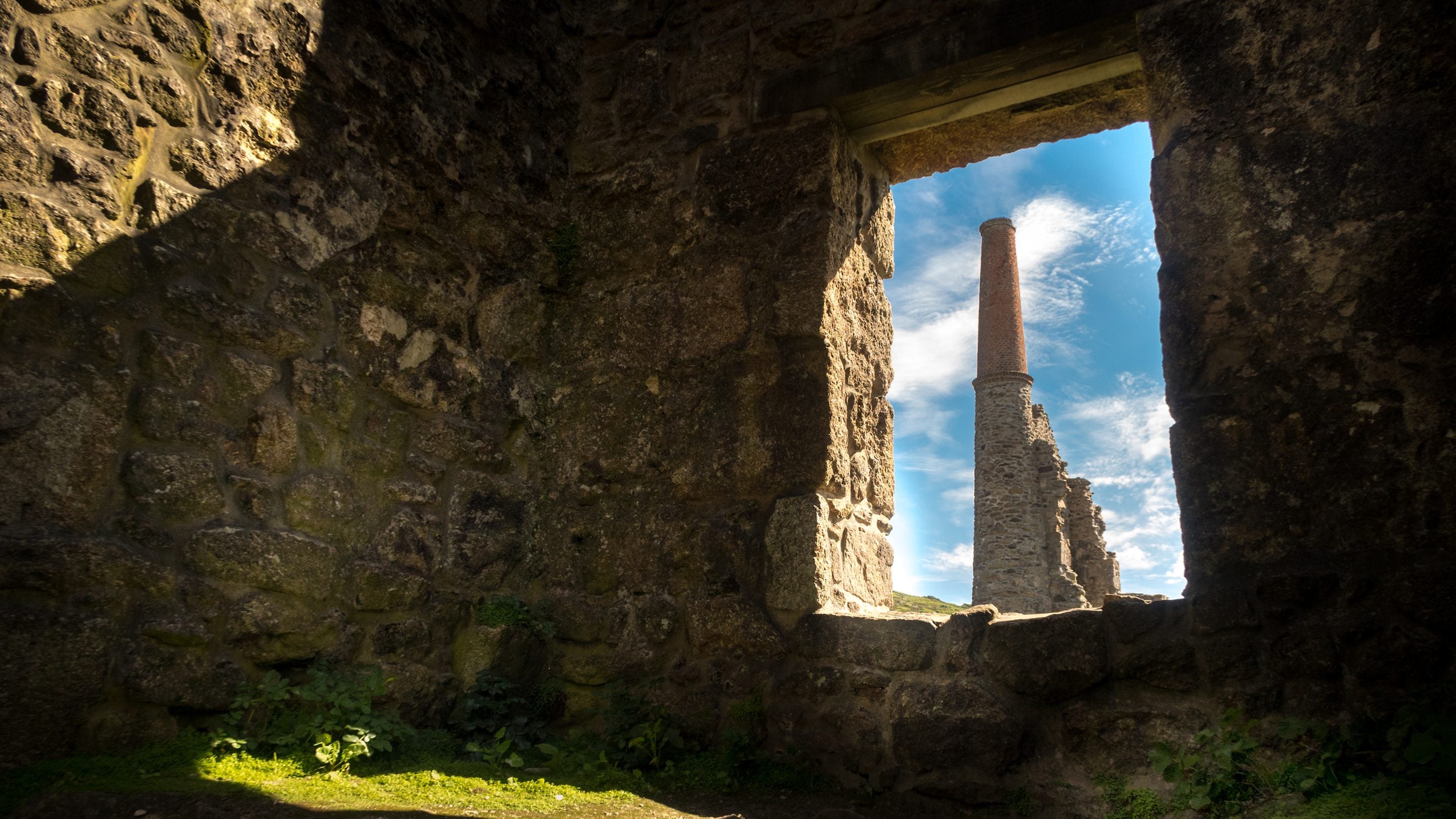 The ruins of the Carn Galver Tin Mine near Bosigran Cottage, Cornwall