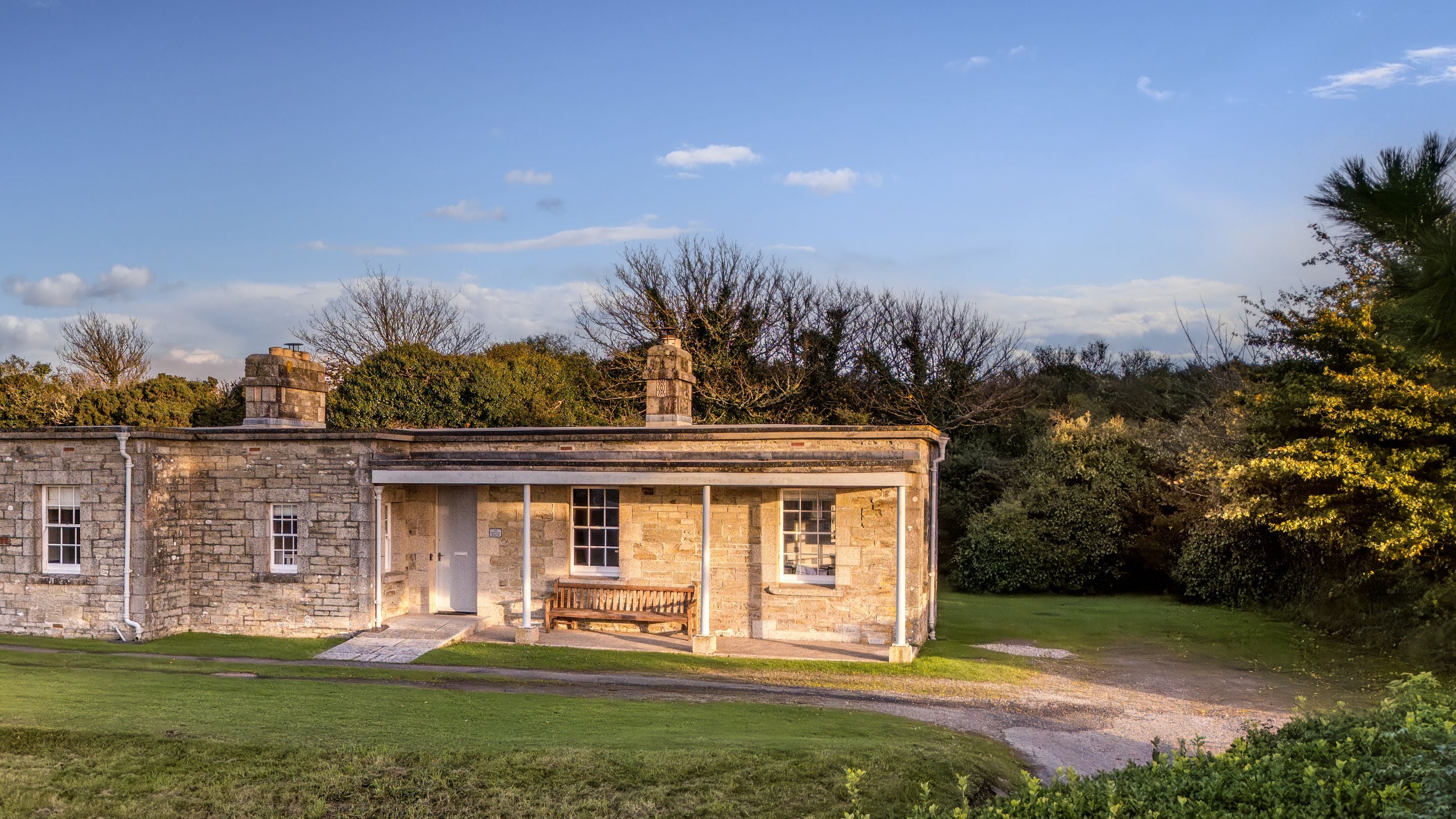The Captain's Quarter is a semi-detached cottage, joined to The Major's Quarter, with ramp access to the entrance, Cornwall