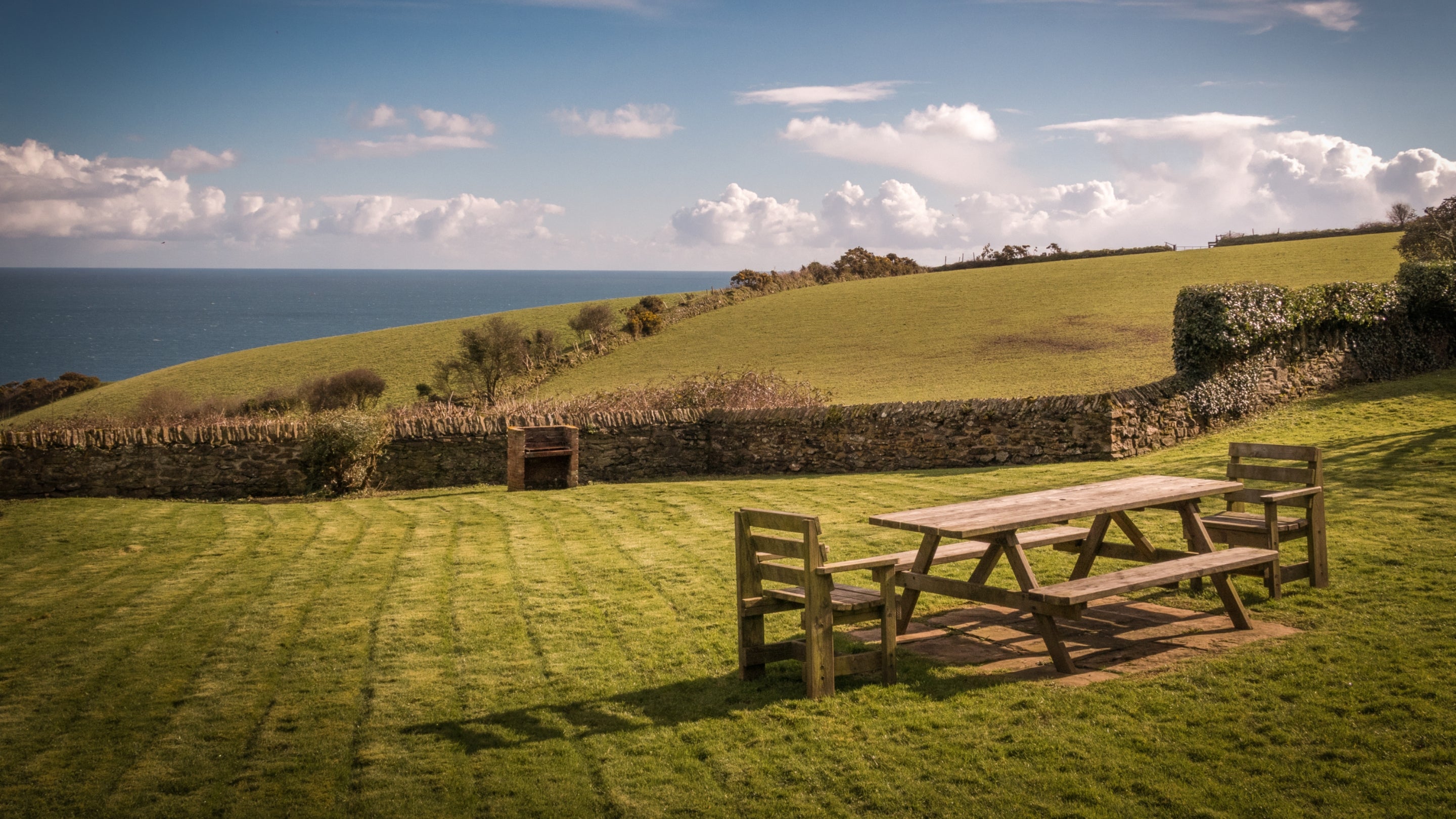The garden area of Caragloose Farm House, Cornwall