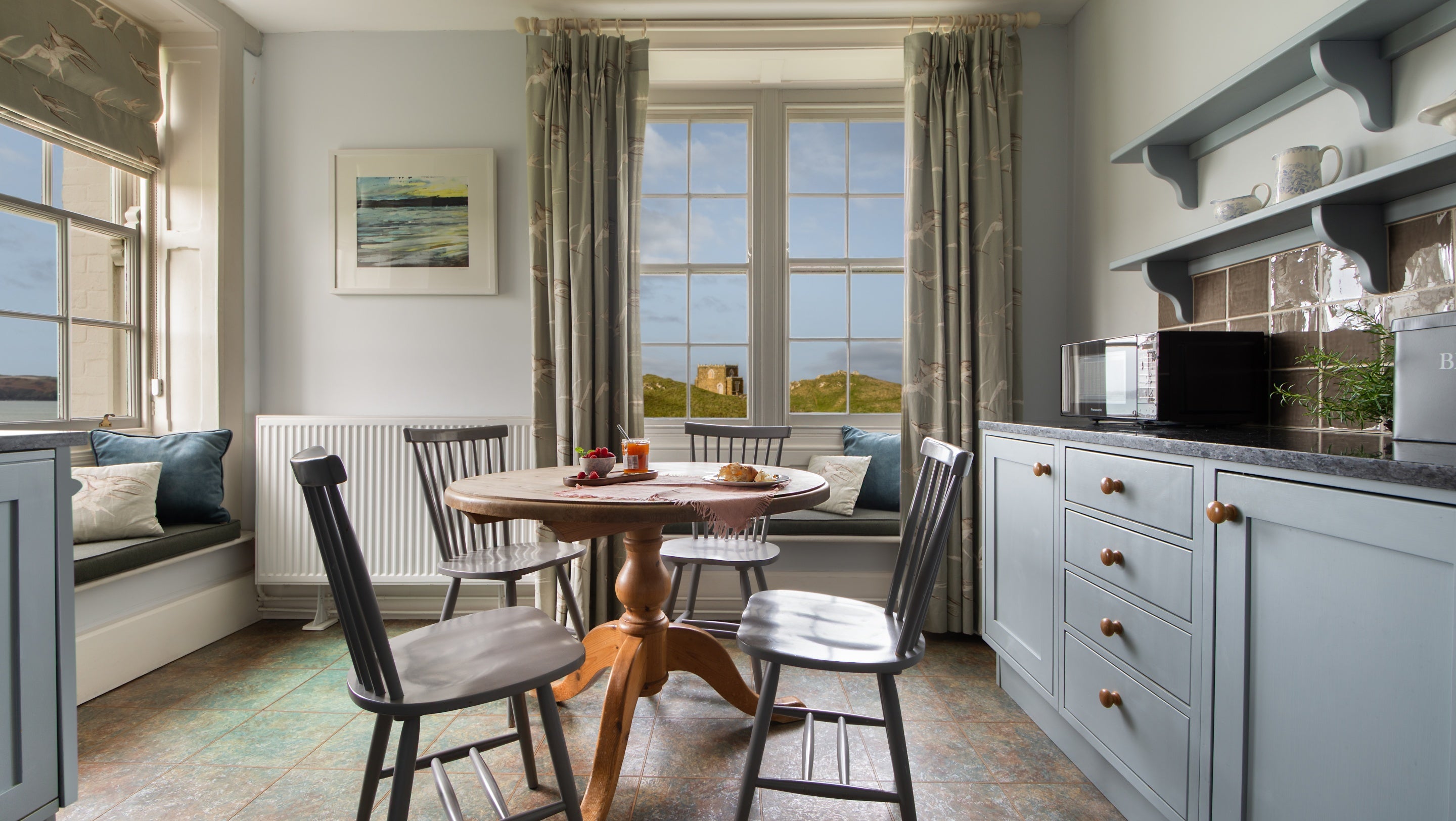 The kitchen-diner at Carnweather, Cornwall