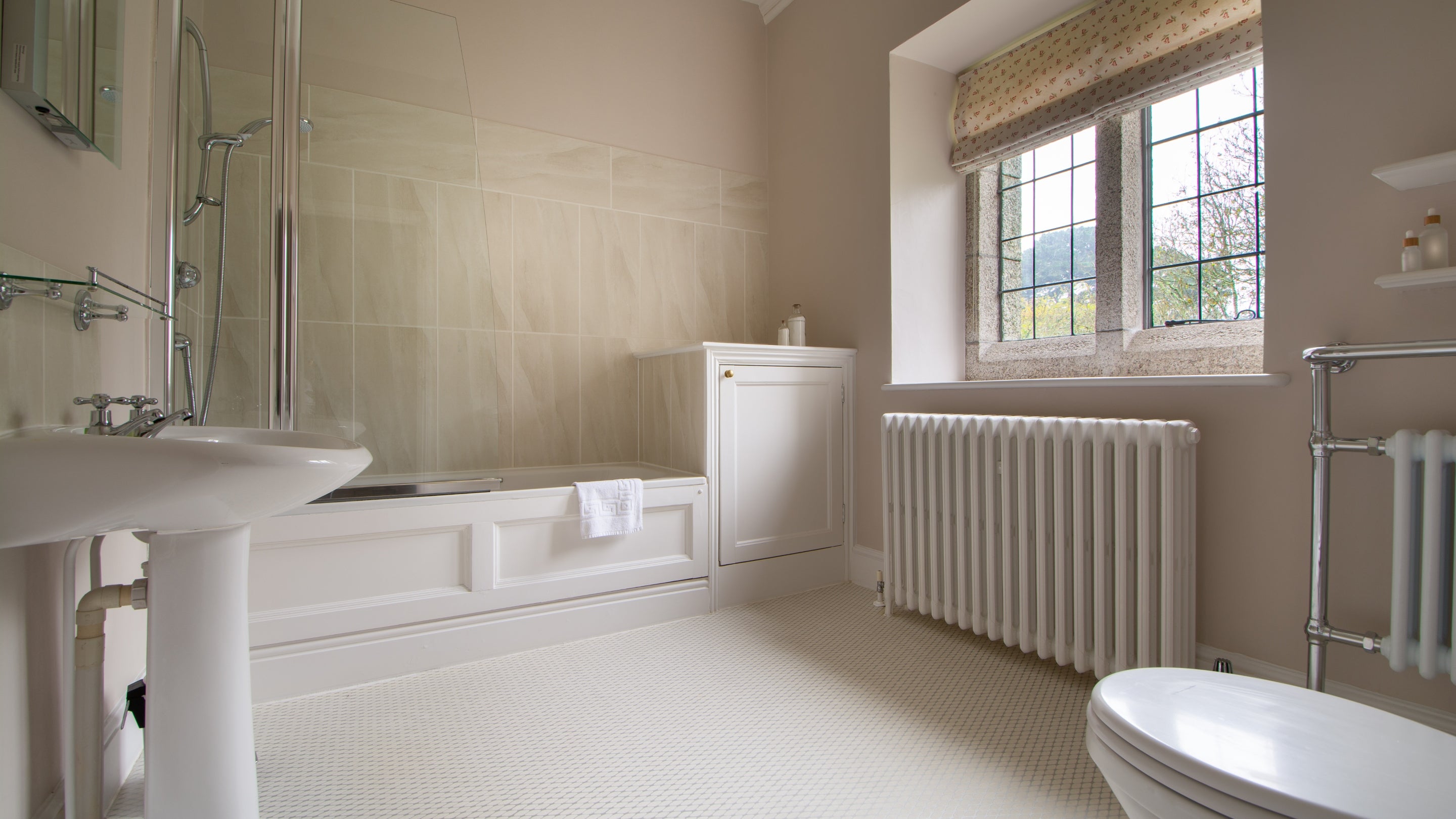 The bathroom at Chatham, Cornwall