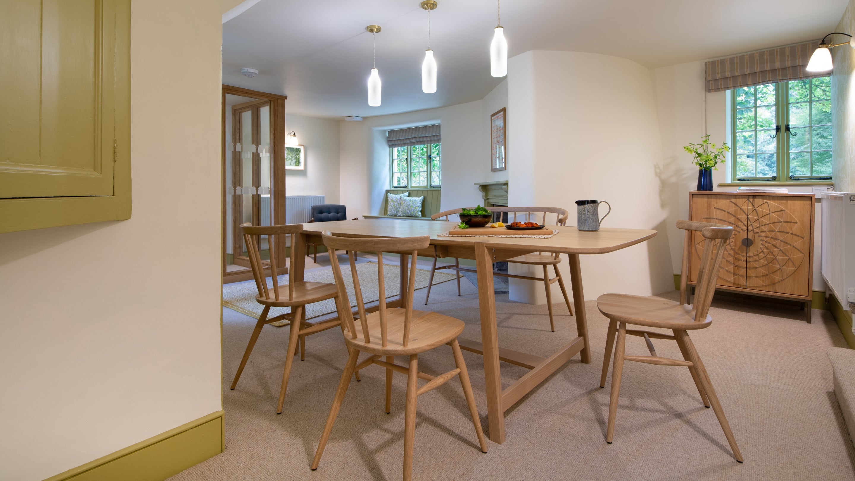 The dining room at Cotehele Dairy Cottage, Cornwall