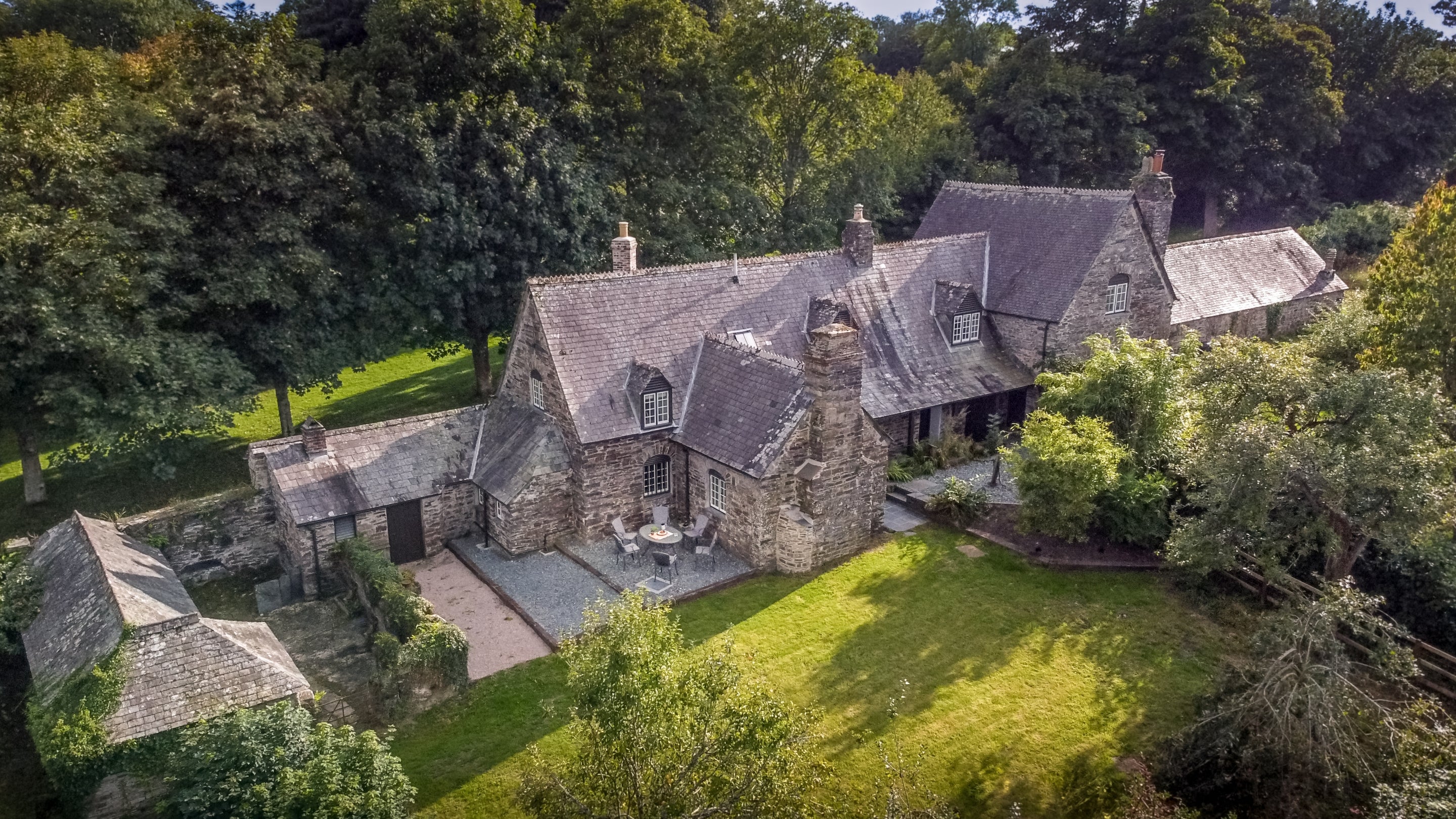 The exterior of Cotehele Dairy Cottage, Cornwall