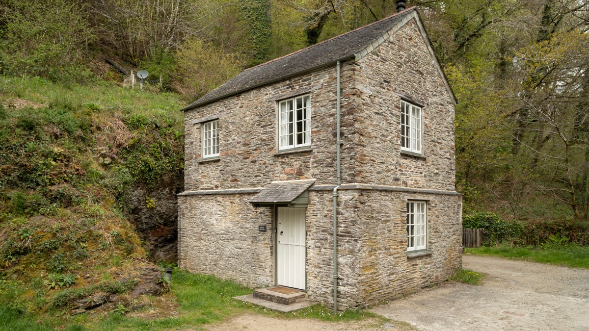 Cotehele Engine Cottage Cornwall National Trust