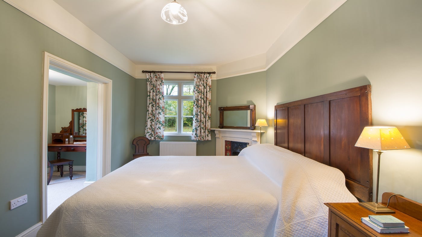  The double bedroom at Cutmadoc, Bodmin, Cornwall