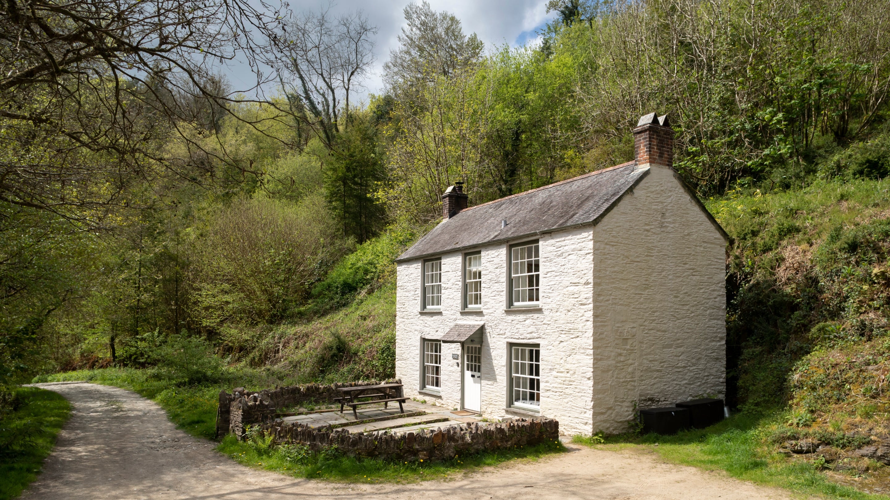 The exterior of Danescombe Cottage, Cornwall