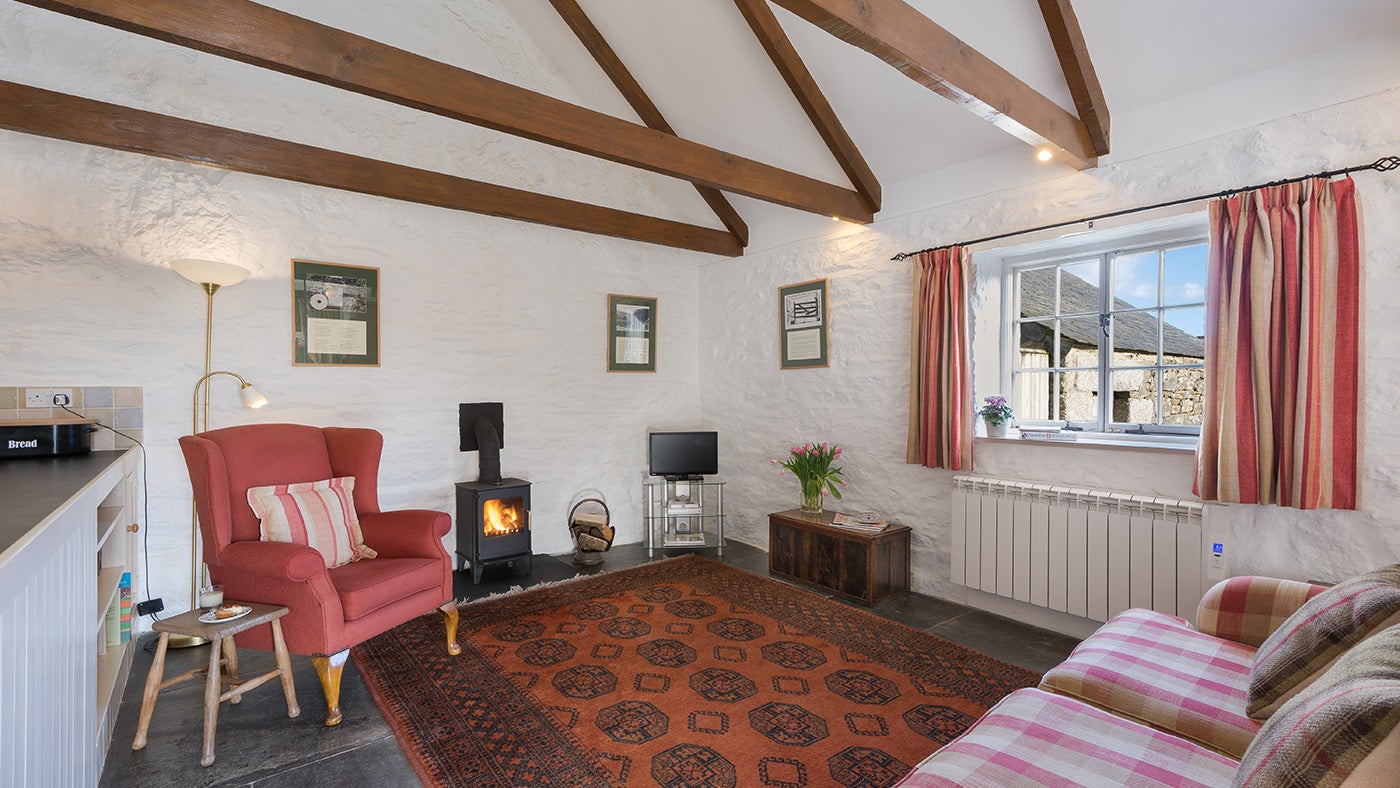 The sitting area at Debigna Lower Pentire Barn, Cornwall