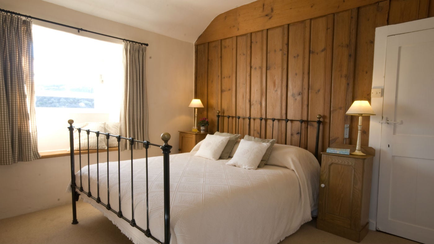 The double bedroom at Lower Pentire Farm House, Helston, Cornwall