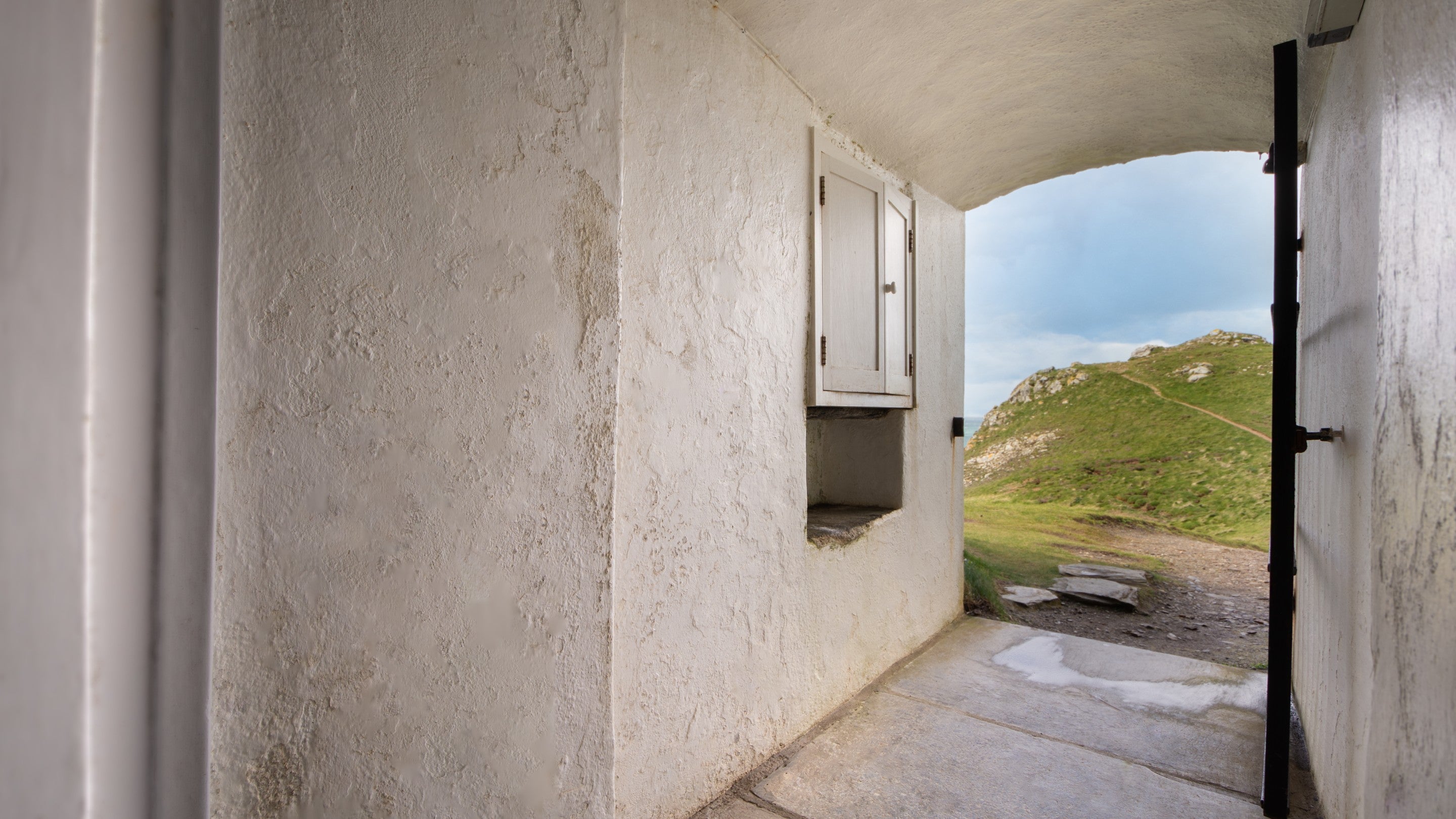 The entrance to Doyden Castle is through a private tunnel, Cornwall
