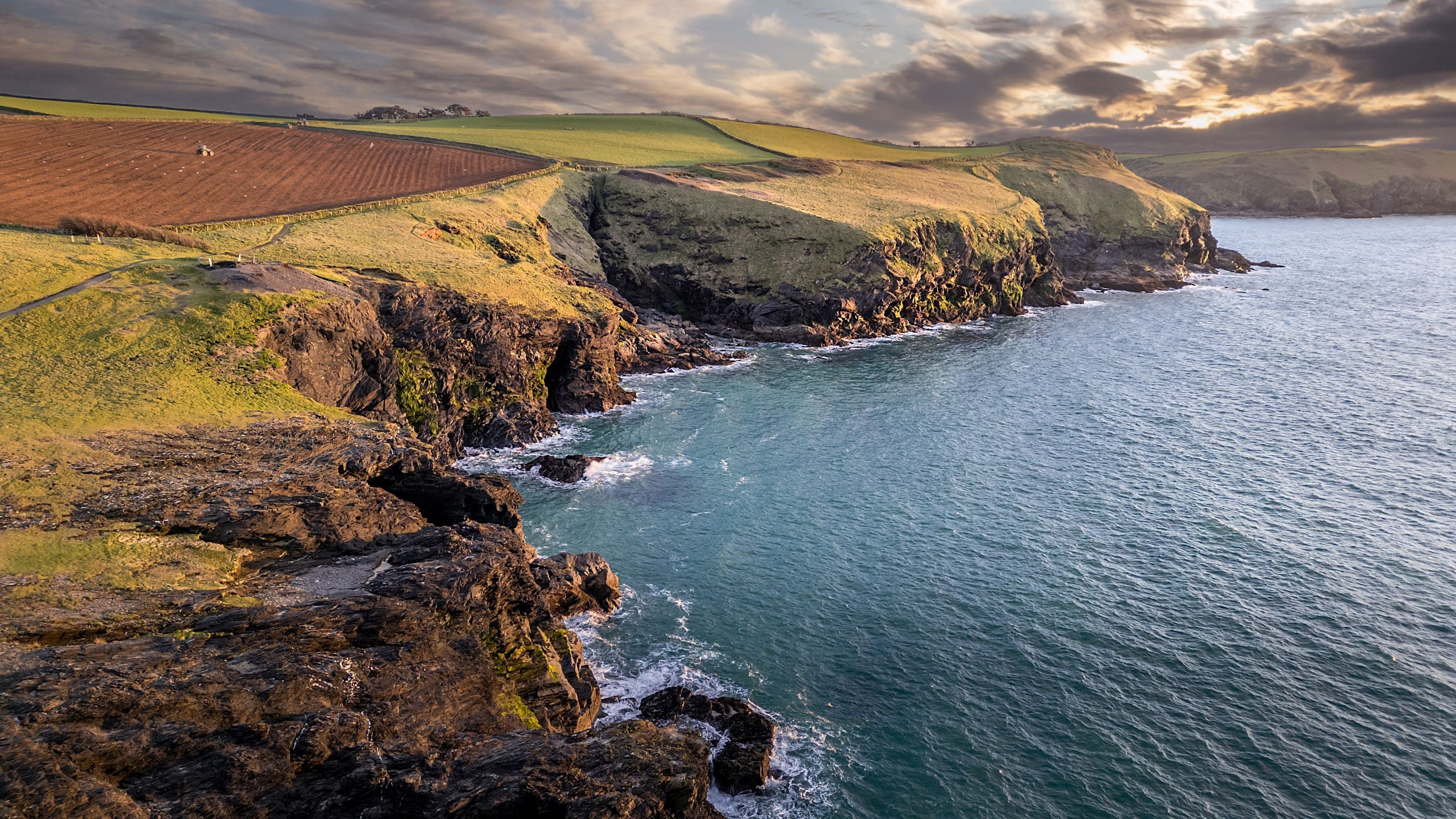 A view of the coastal cliffs near Doyden Castle, Cornwall