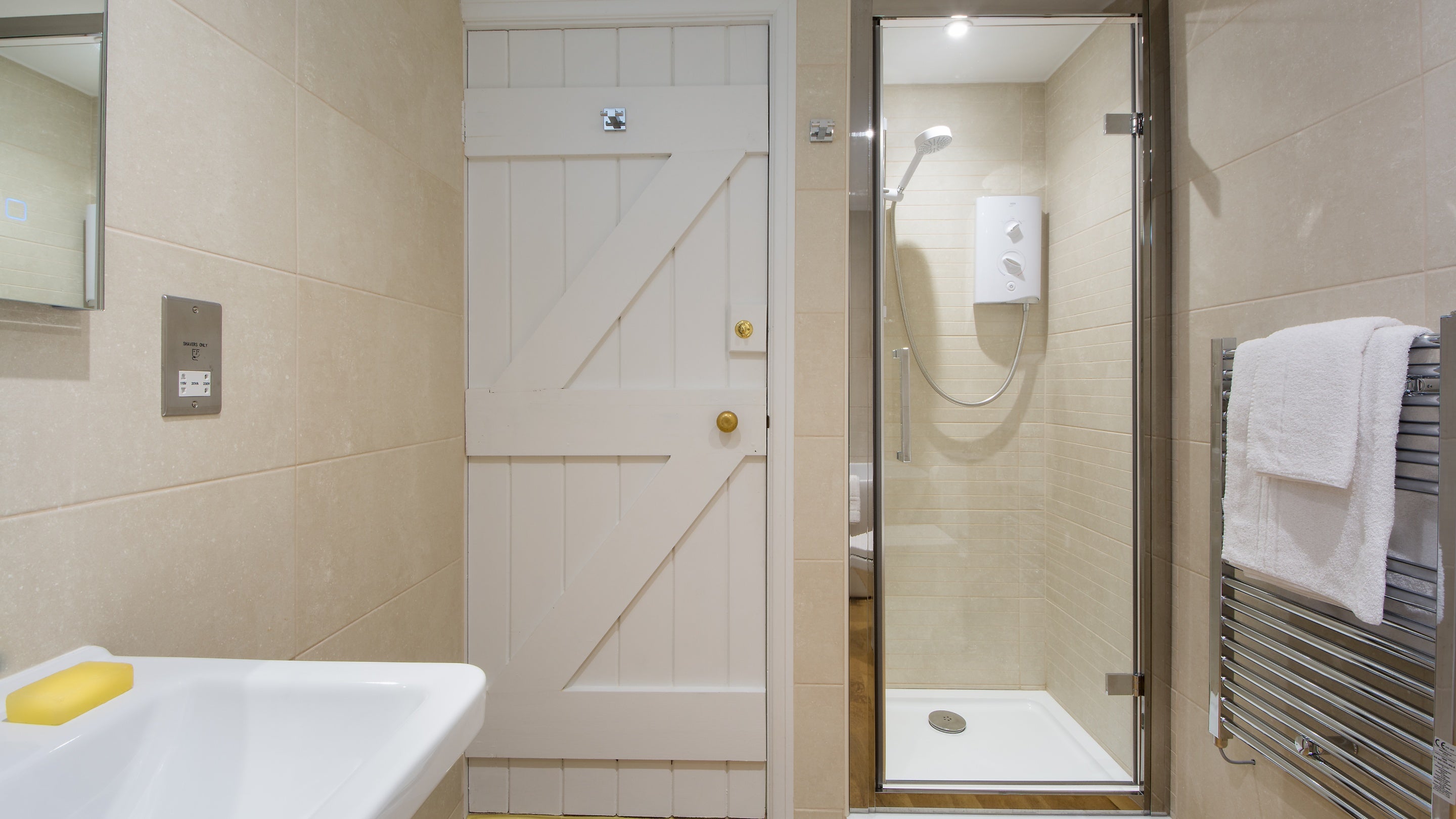 The walk-in shower in the ground floor bathroom at Fortescue, Cornwall