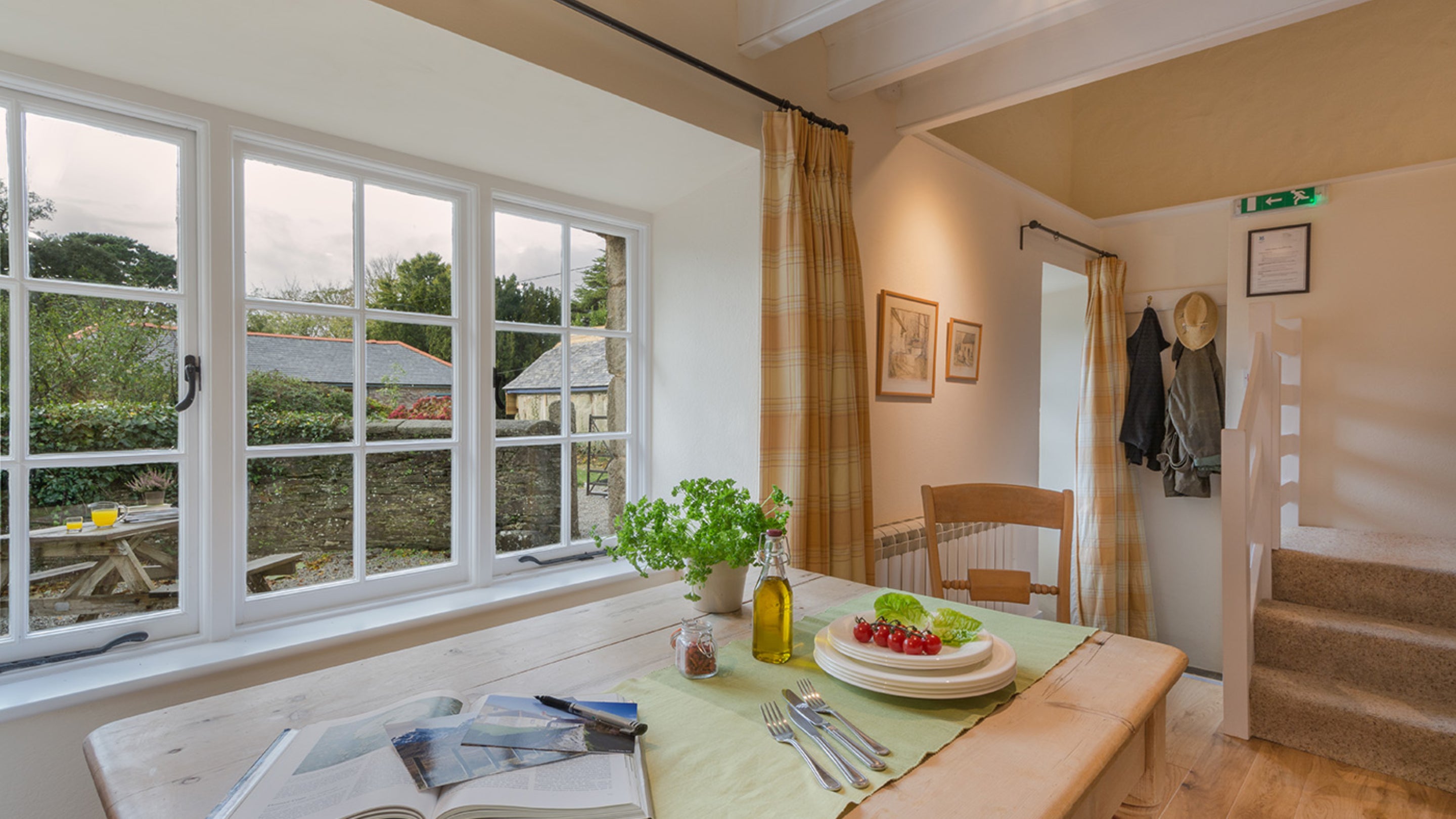 The dining table at Glebe Cottage, Cornwall