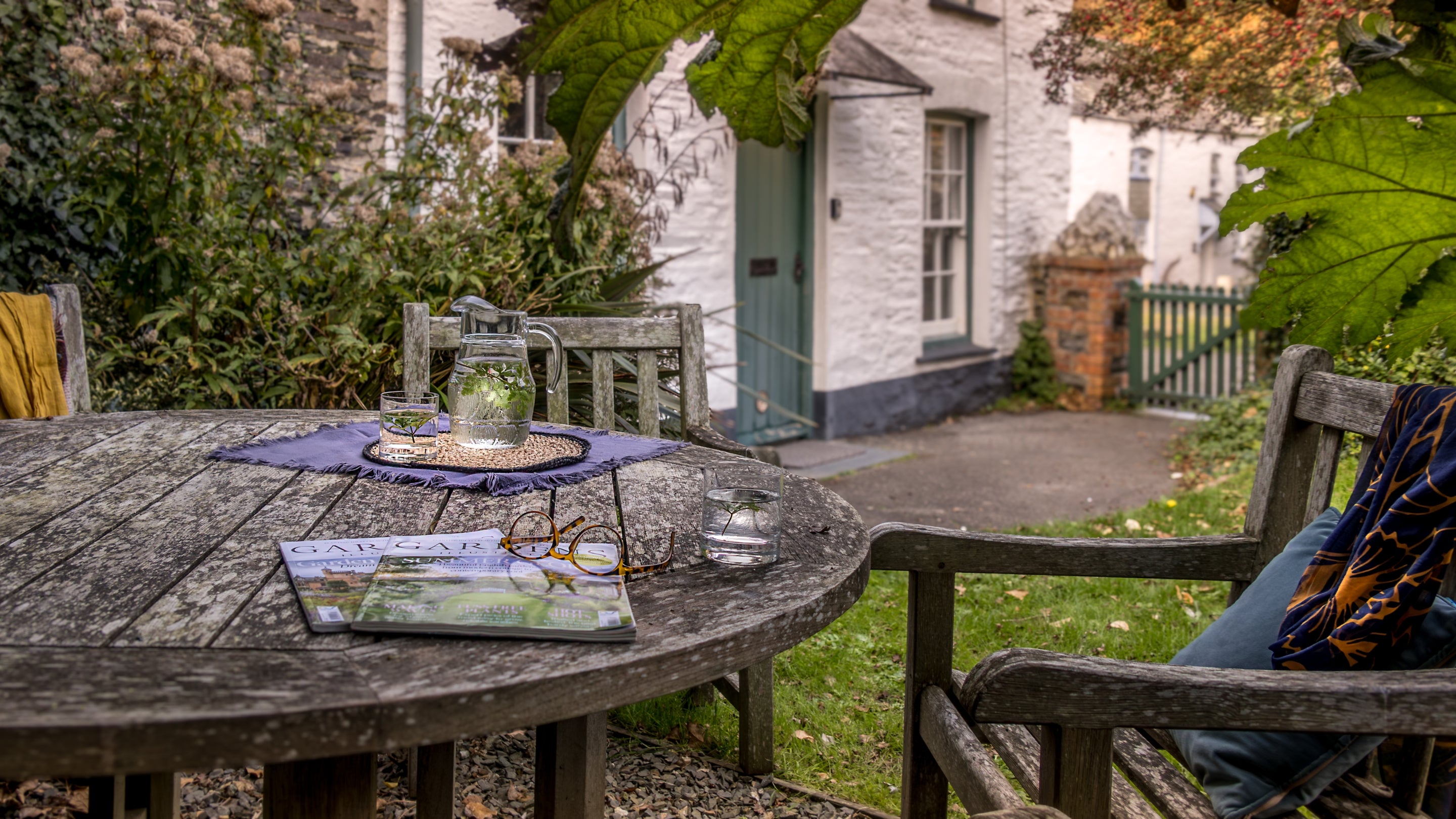 The garden and outdoor dining furniture at Harbour View, Cornwall