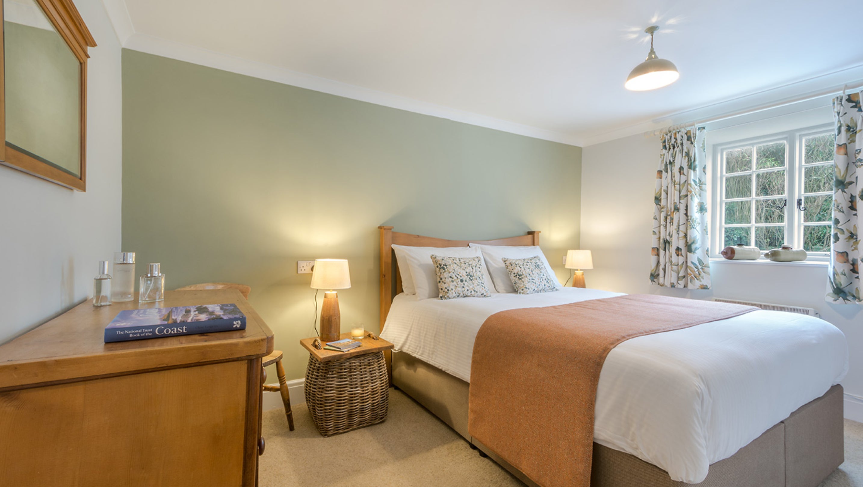 The double bedroom at Hayrick, Cornwall