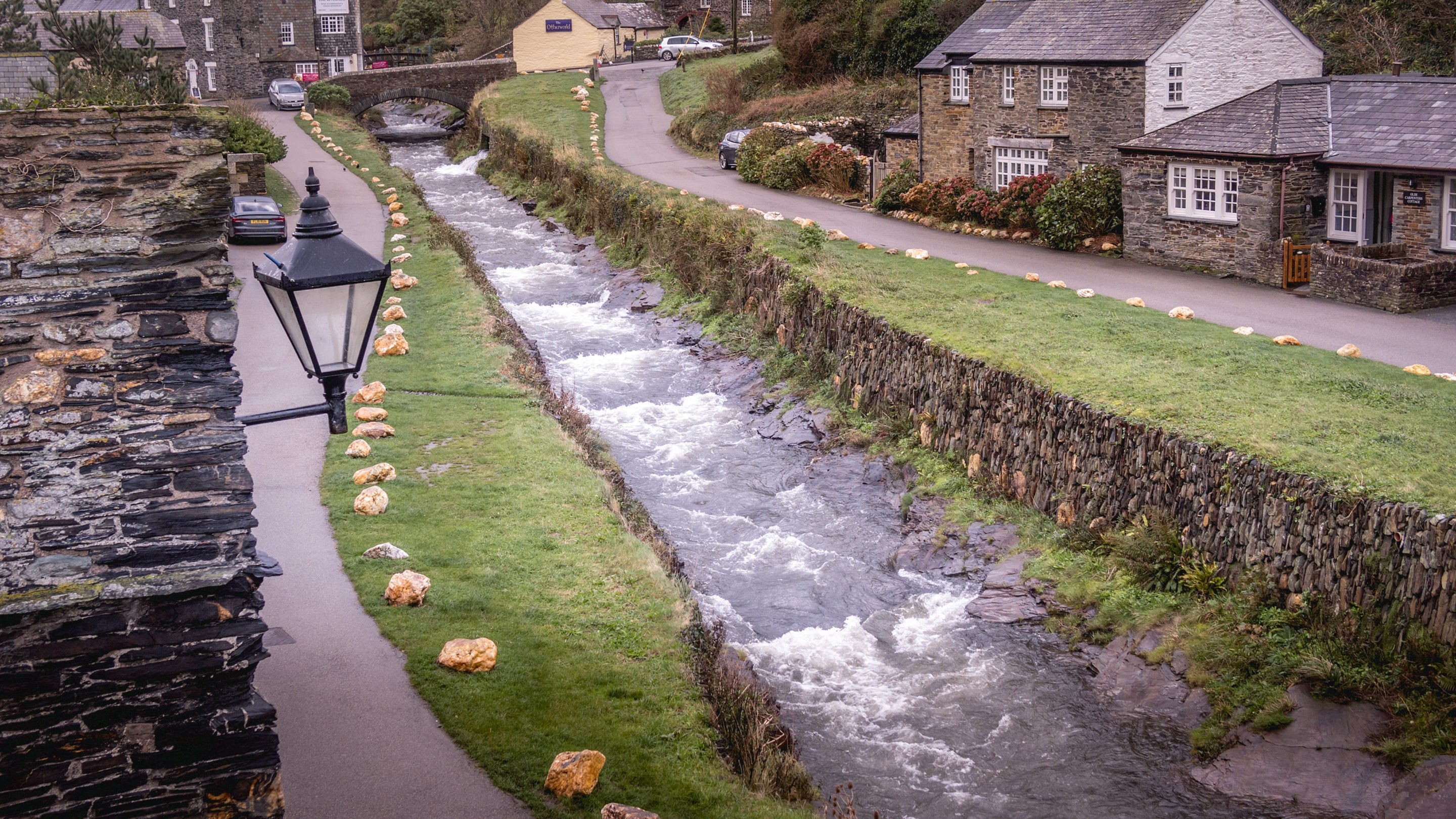 The area surrounding The Lugger, Cornwall
