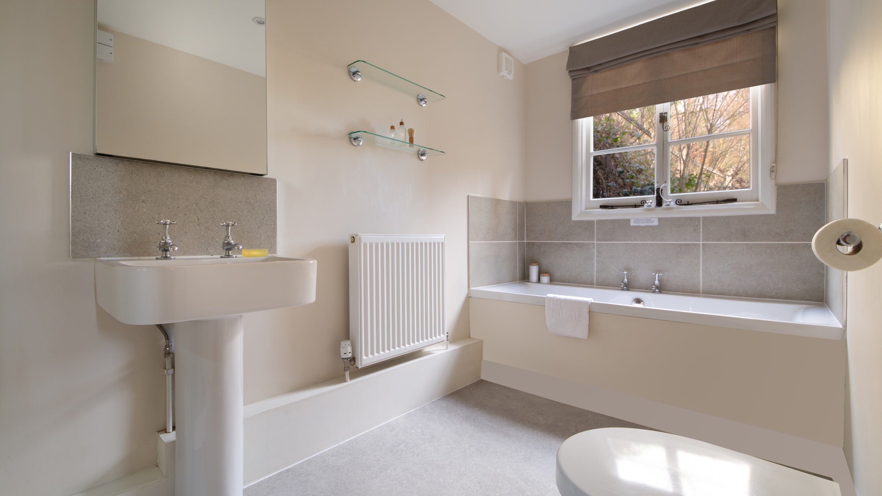 The bath in the family bathroom at Malt House, Cornwall