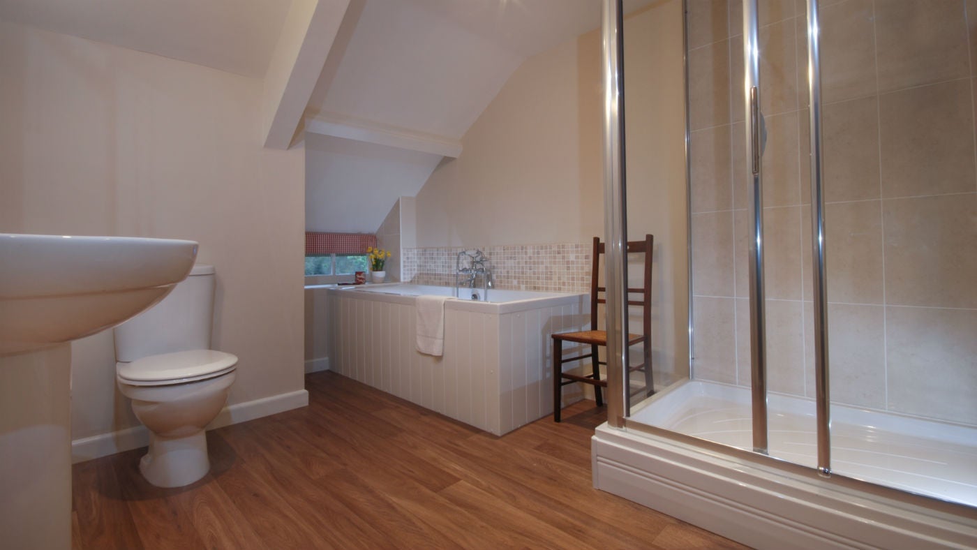 The bathroom at The Old Farmhouse, Polzeath, Cornwall 