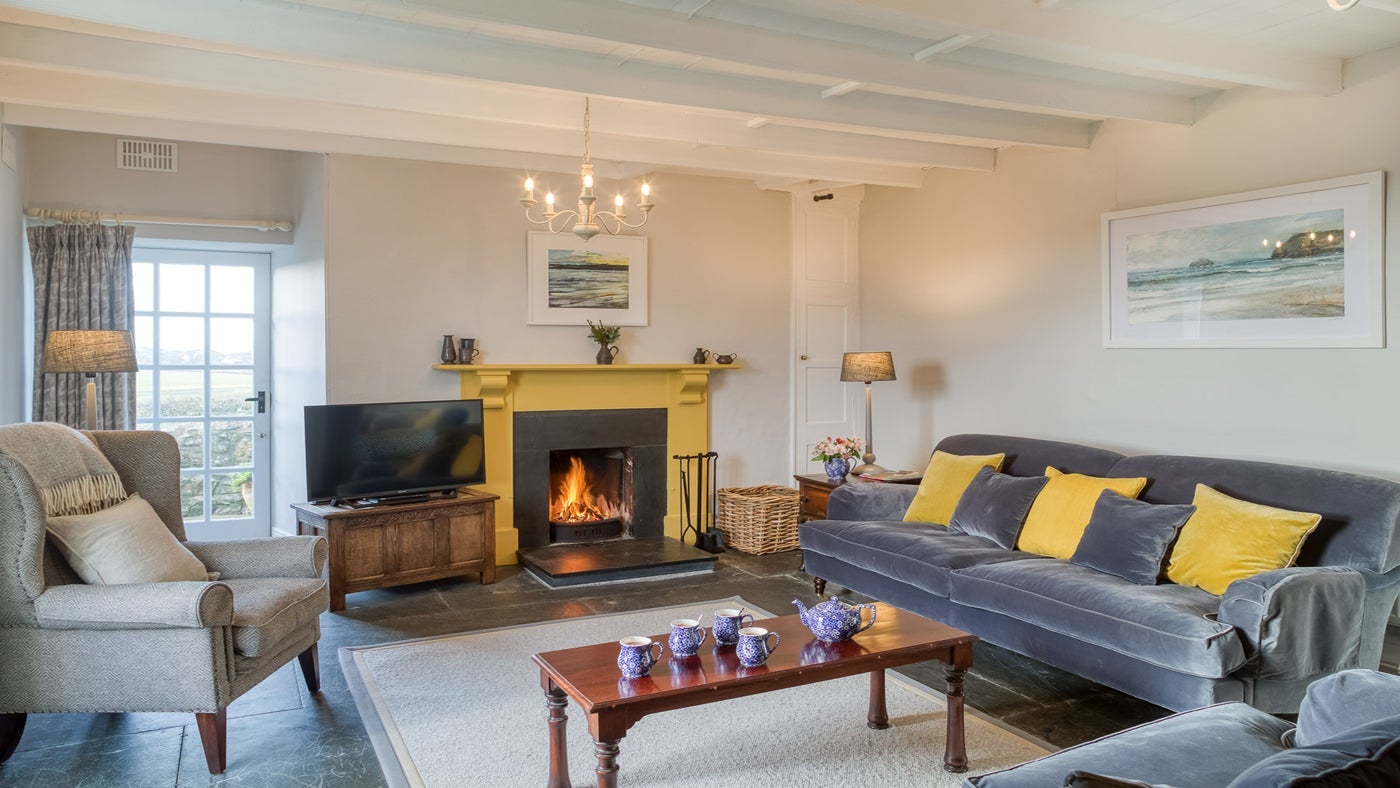The sitting room at Overhaven, Polzeath, Cornwall