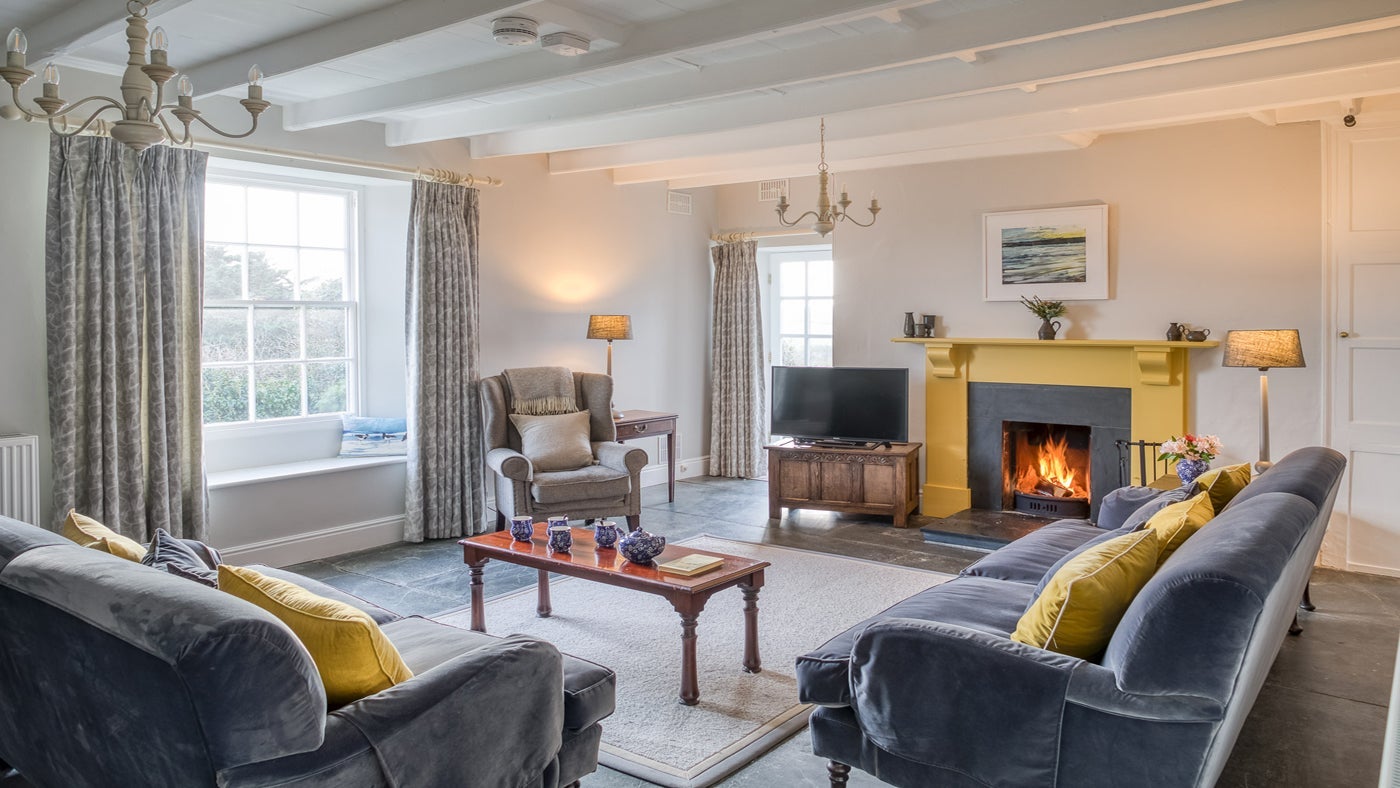 The sitting room at Overhaven, Polzeath, Cornwall