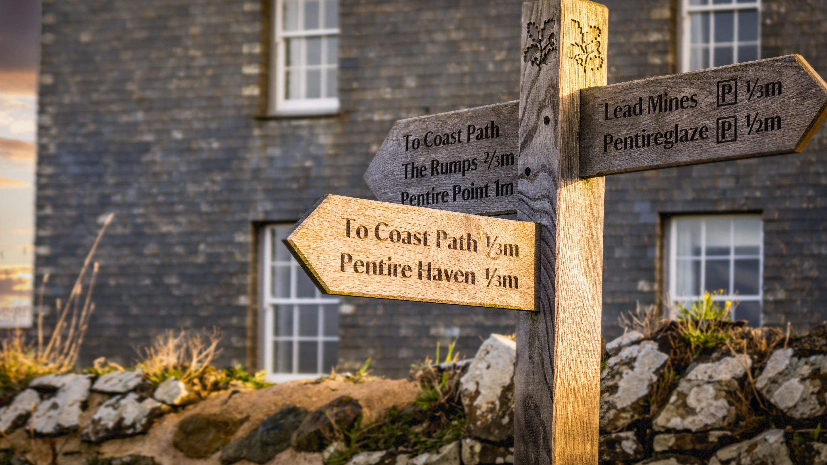 The paths passing by Pentire Head Farmhouse, Cornwall