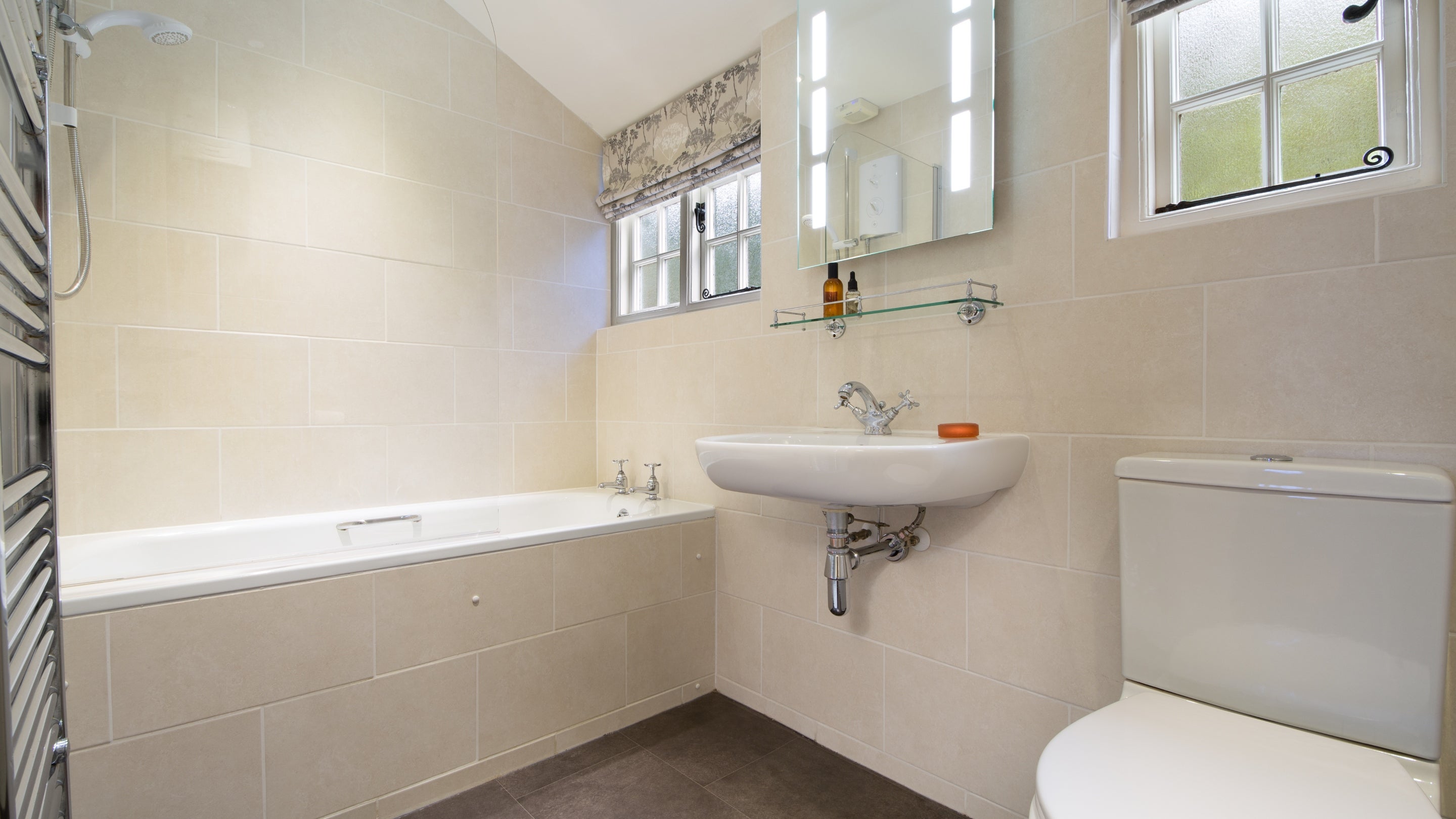 The bathroom at Pentireglaze West Cottage, Cornwall