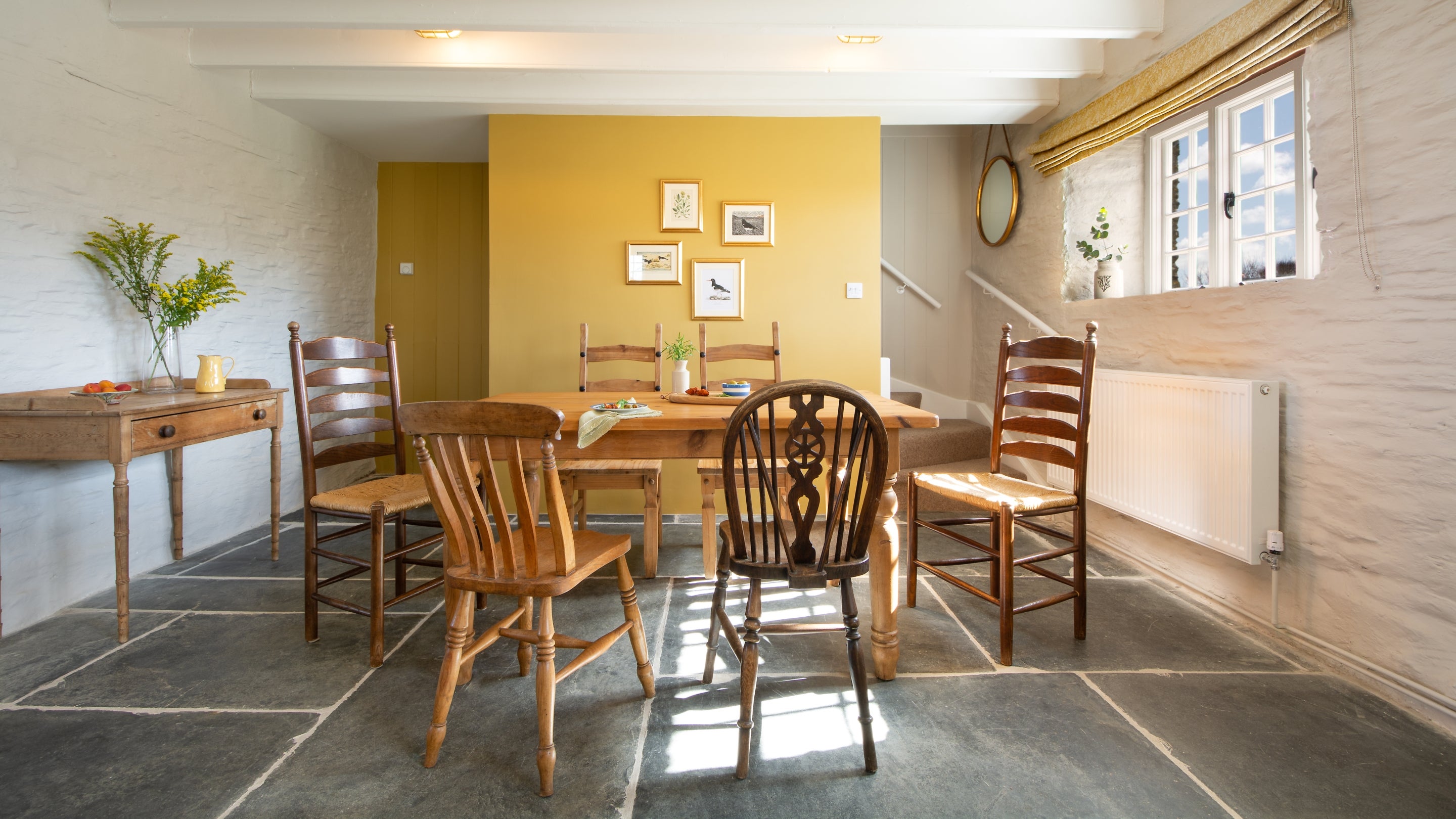 The open-plan sitting and dining room at Porth Mear Barn, Cornwall