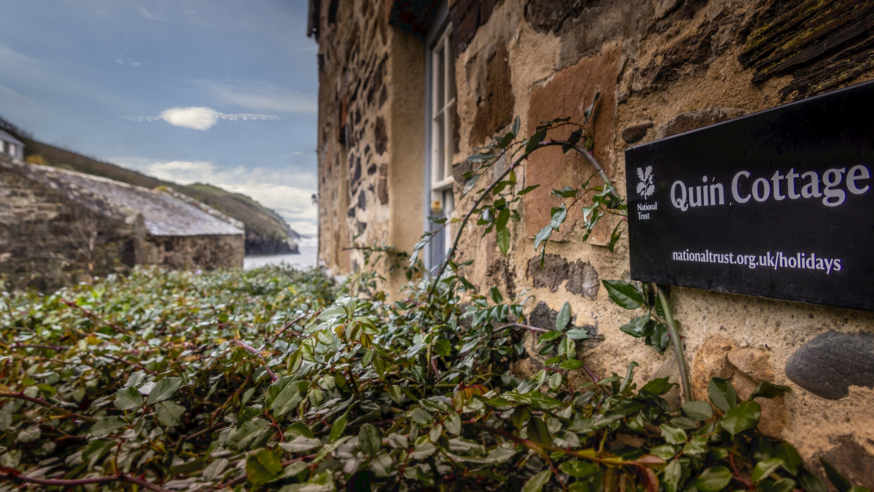 The exterior of Quin Cottage, Cornwall
