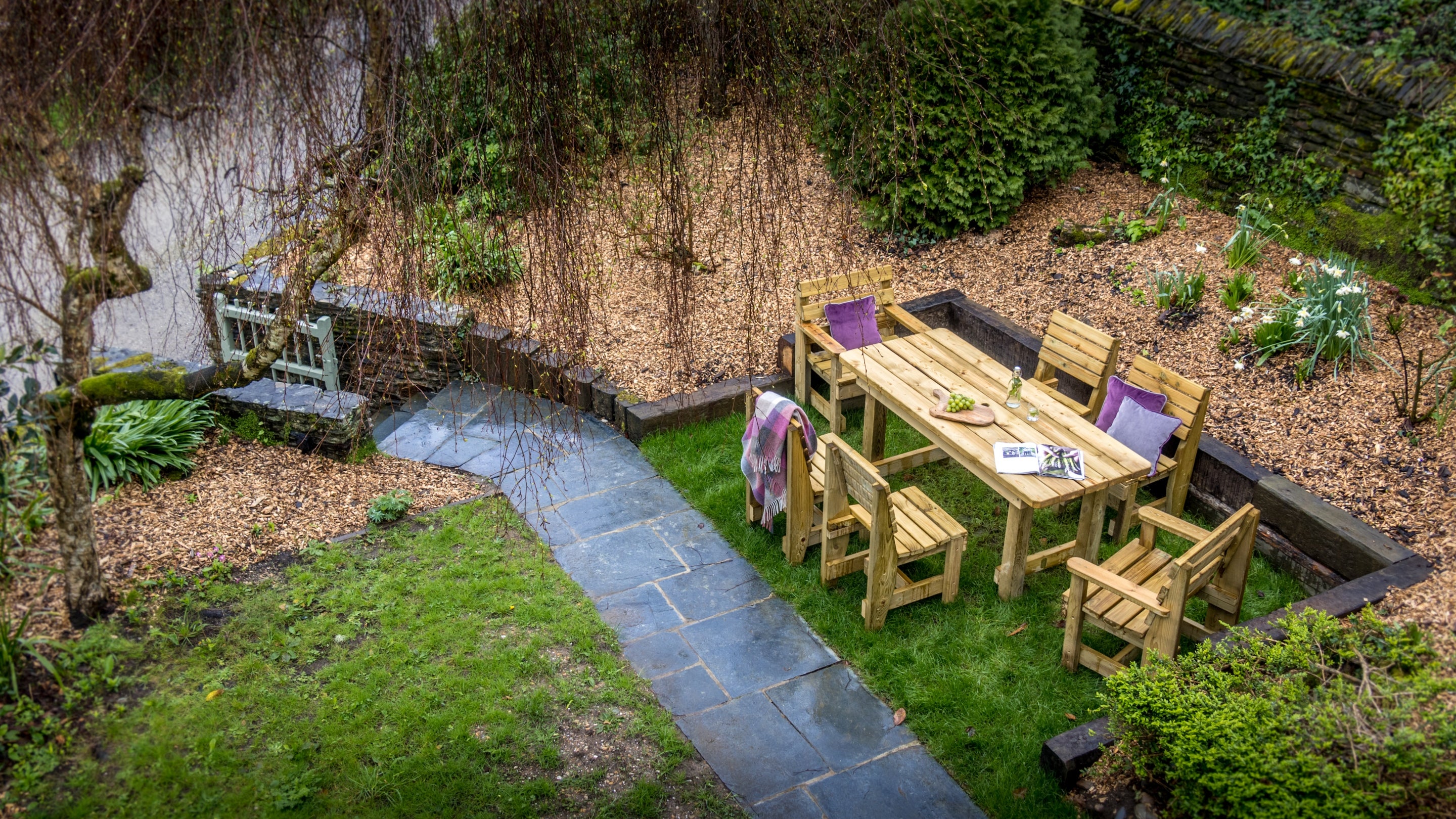 The outdoor seating at Roseland Porth Farm Cottage, Cornwall