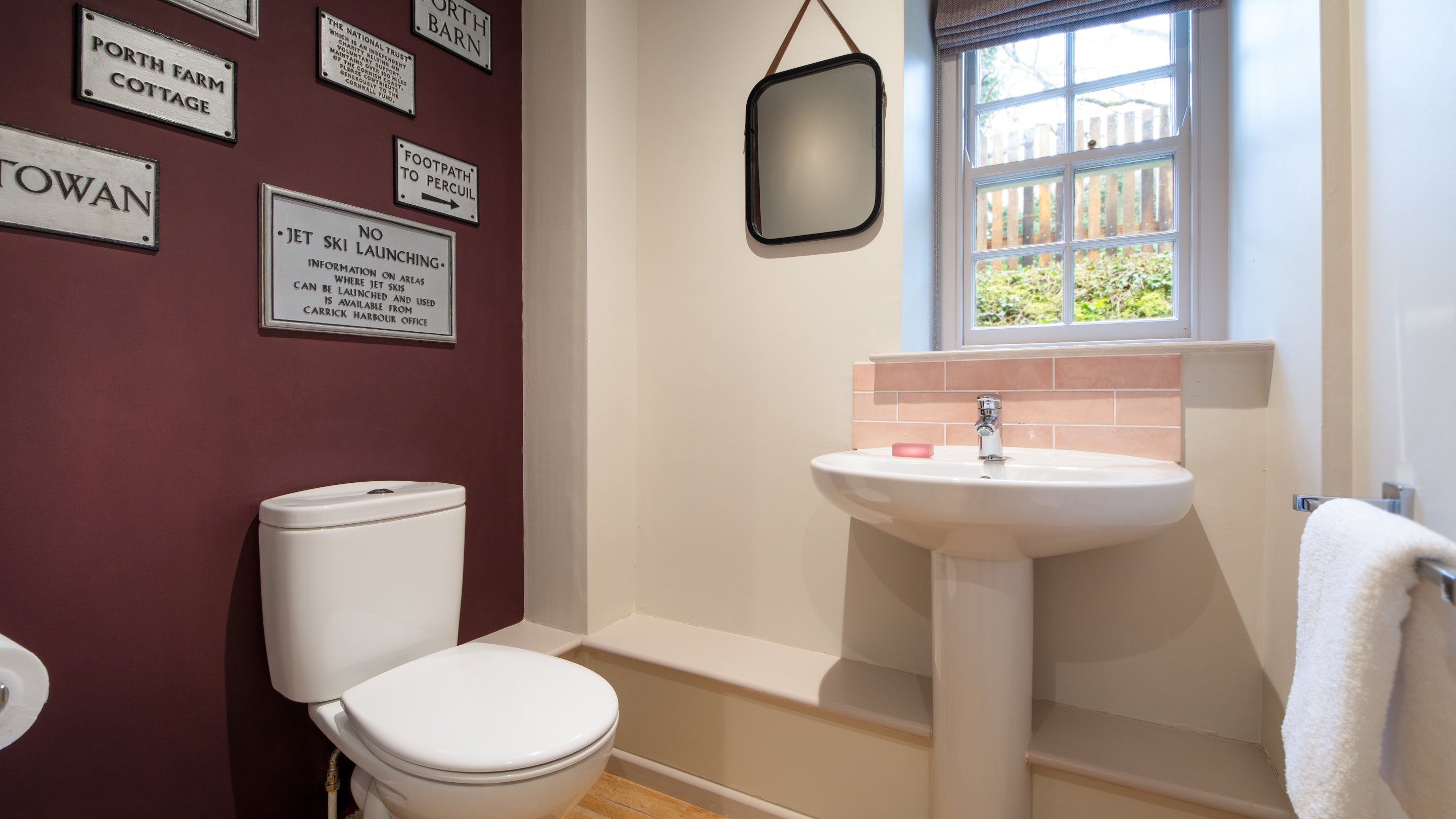 The downstairs WC at Roseland Porth Farm Cottage, Cornwall