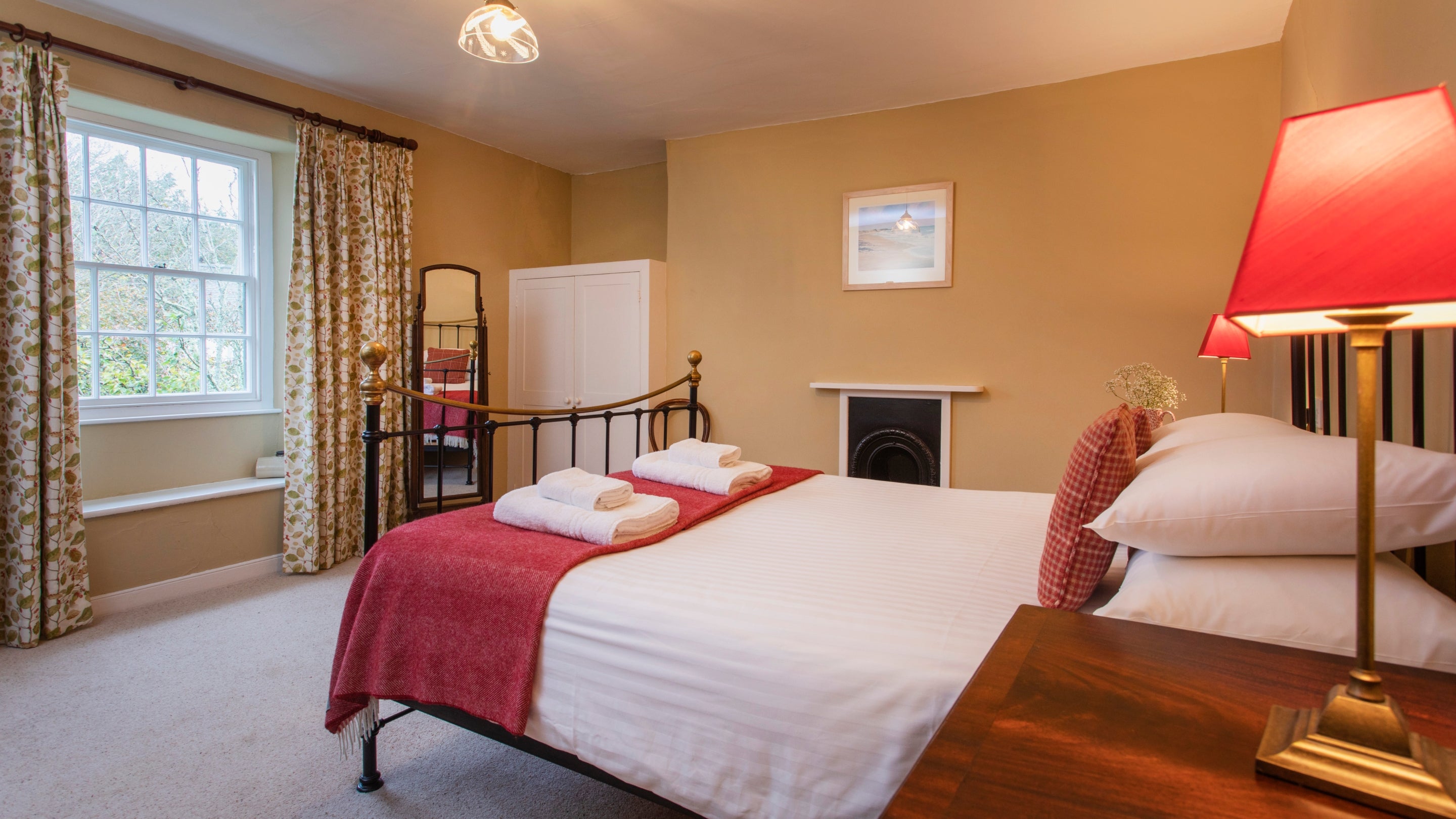 The double bedroom at Roseland Porth Farm House, Cornwall