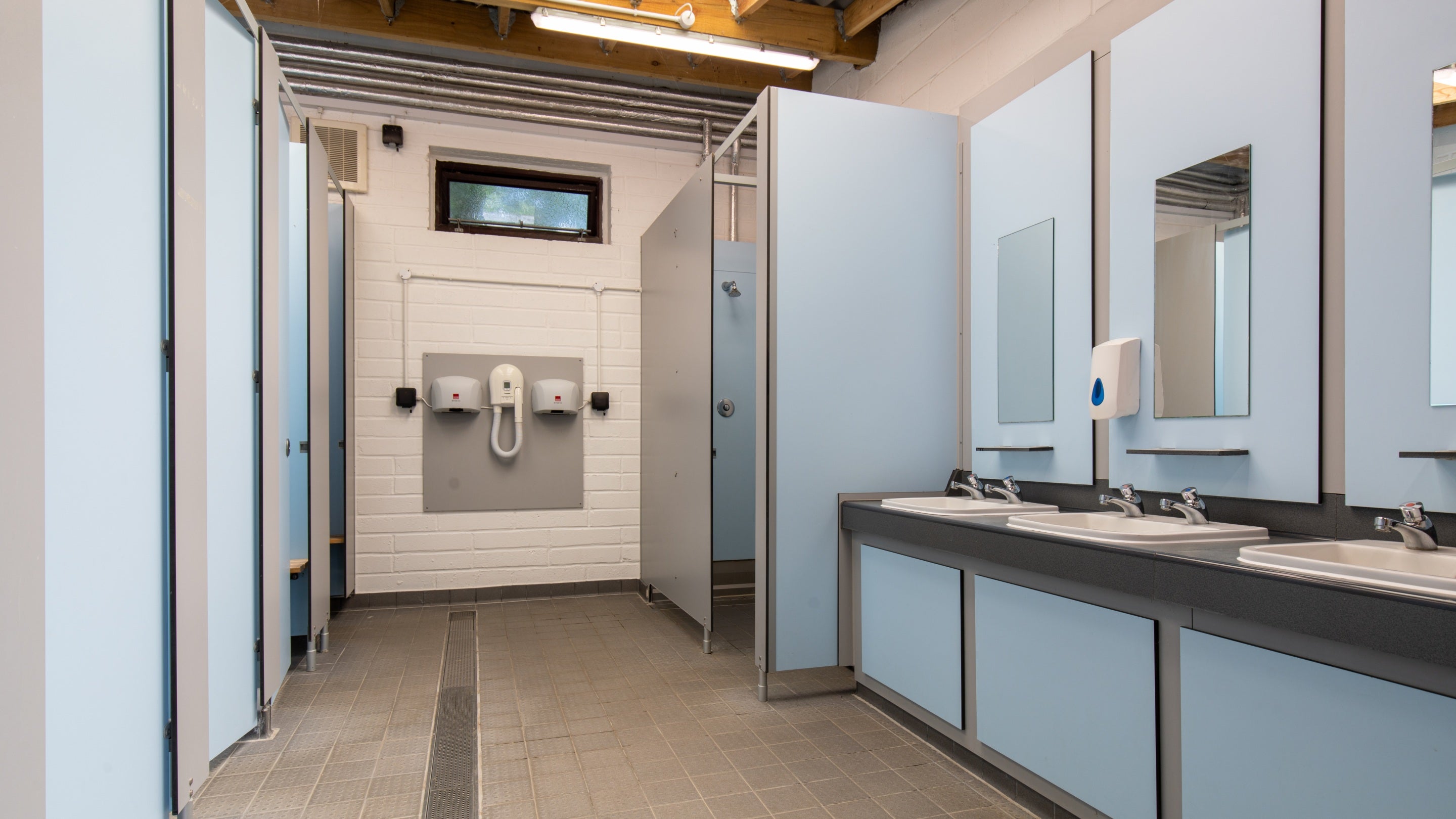 One of the toilet and shower blocks at Teneriffe Farm Campsite, Cornwall