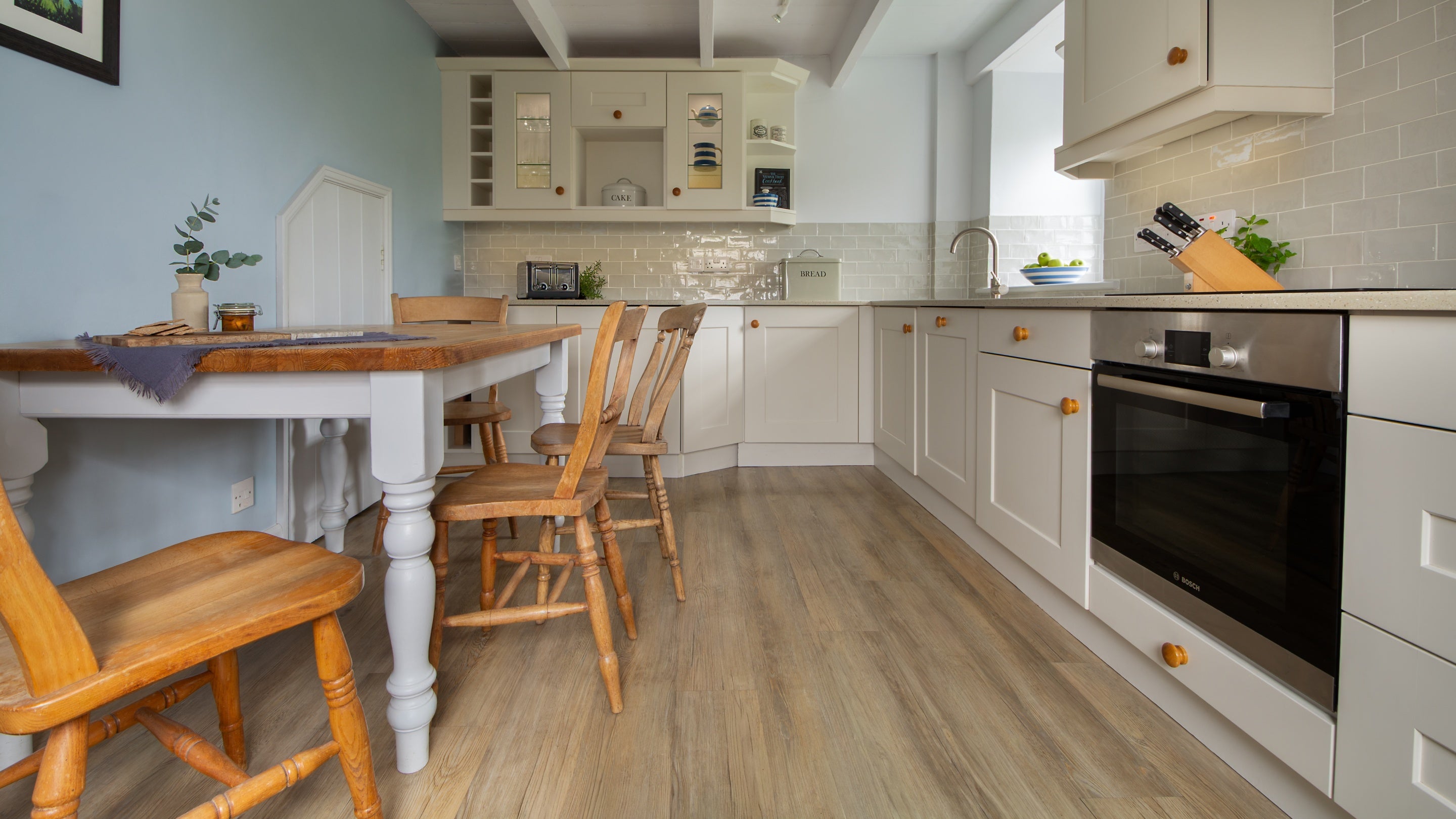 The kitchen-diner at Trescore, Cornwall