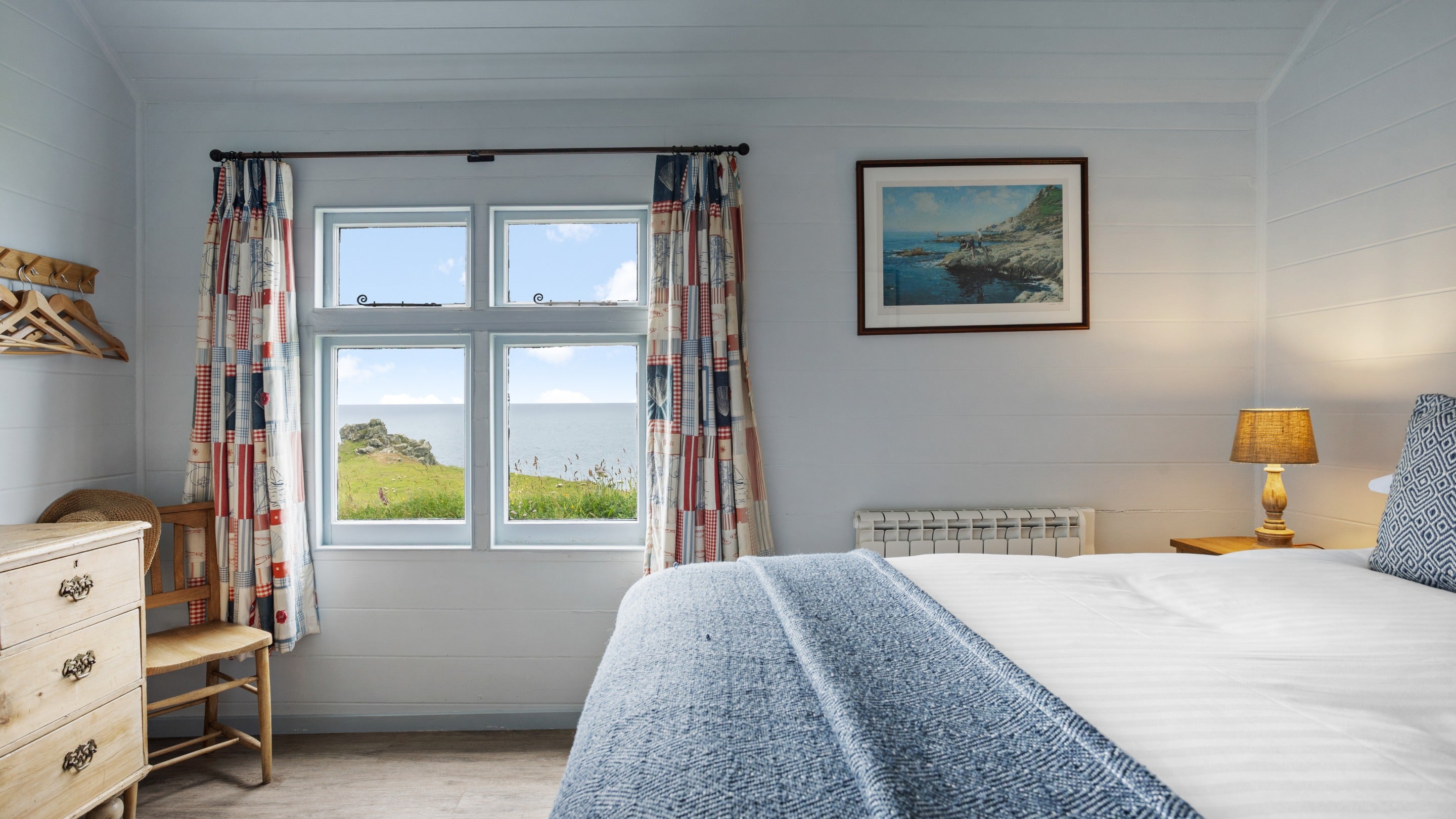 The double bedroom with sea view at Wireless Cottage, Cornwall