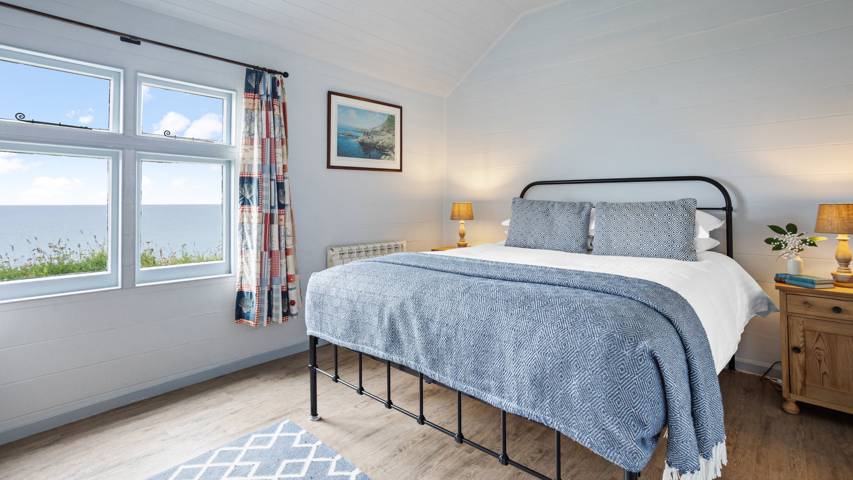 The double bedroom at Wireless Cottage, Cornwall