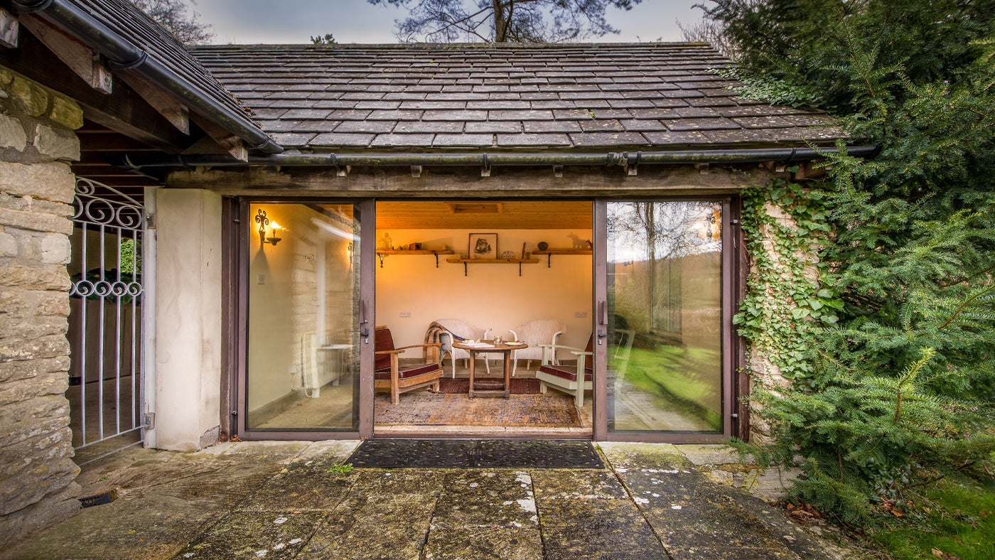 Sunroom at Woody's Cottage, Sheepscombe, Gloucestershire