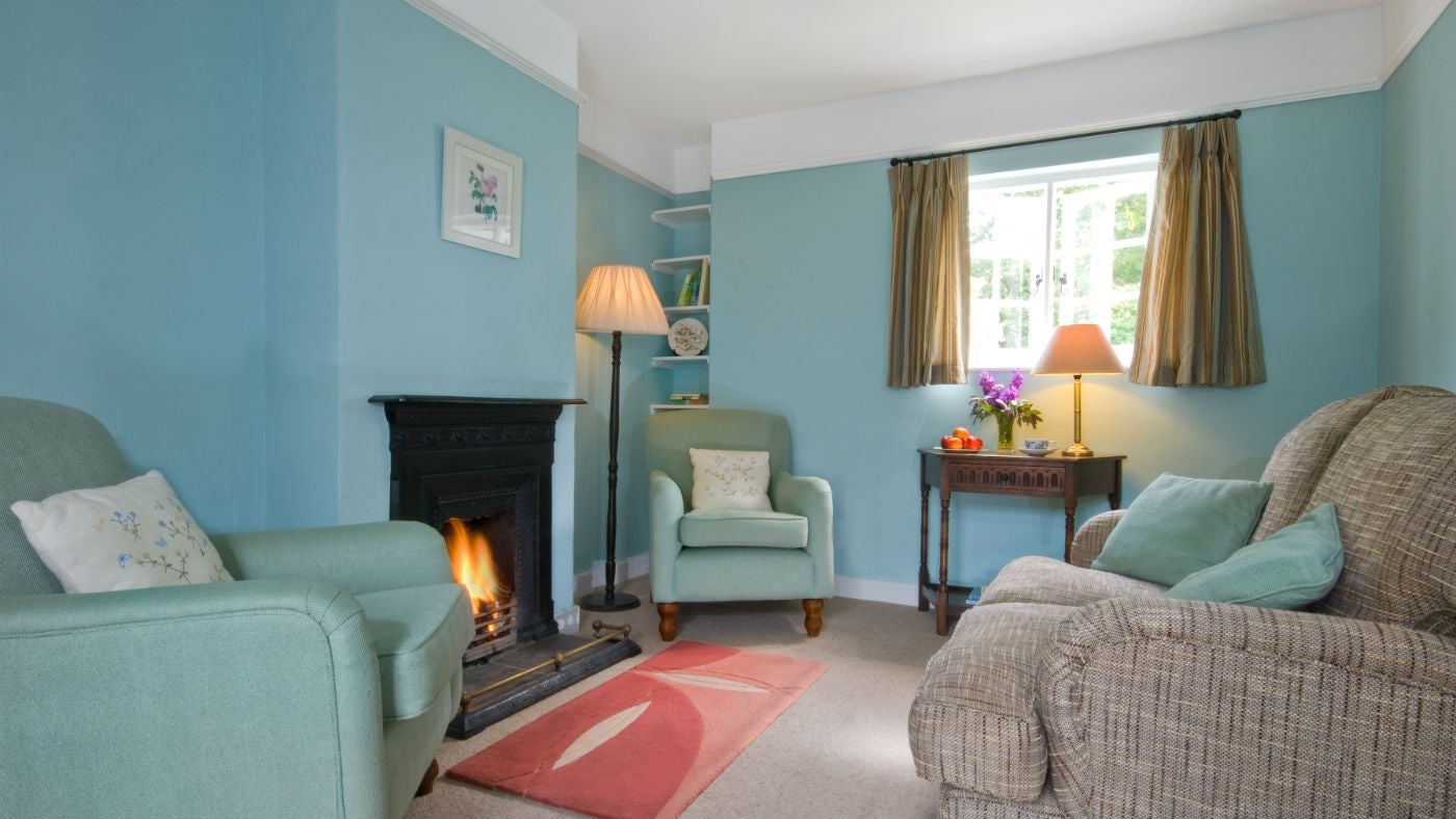 The sitting room at 1 Coleton Barton, Kingswear, Devon