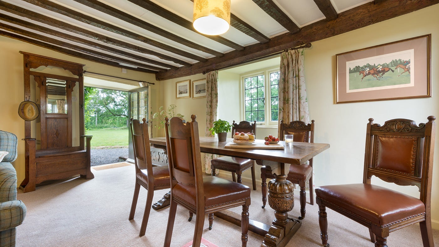 The dining area at Broad Ley Cottage, Broadclyst, Devon