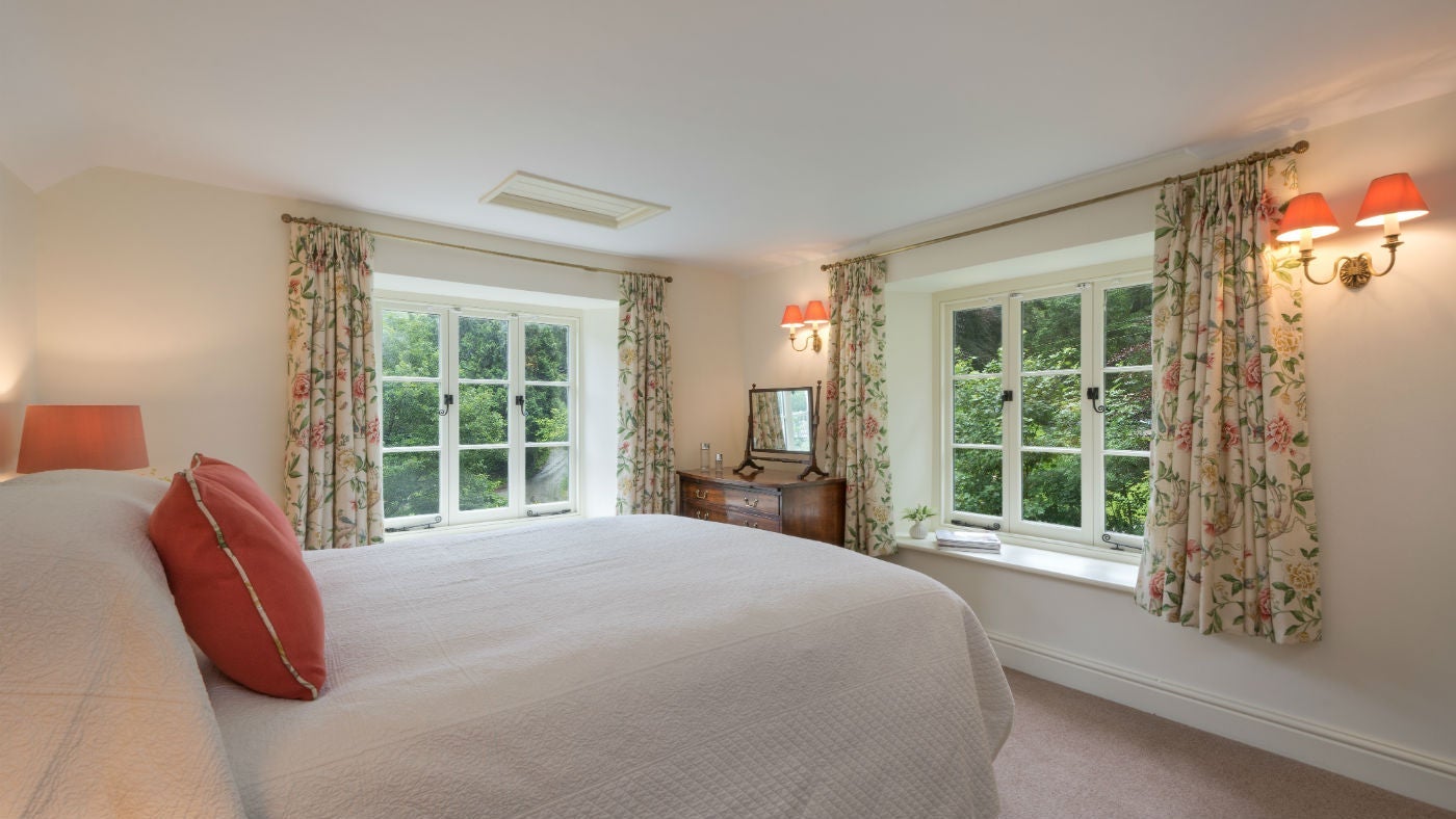 The large double bedroom at Combe Park Lodge, Lynton, Devon