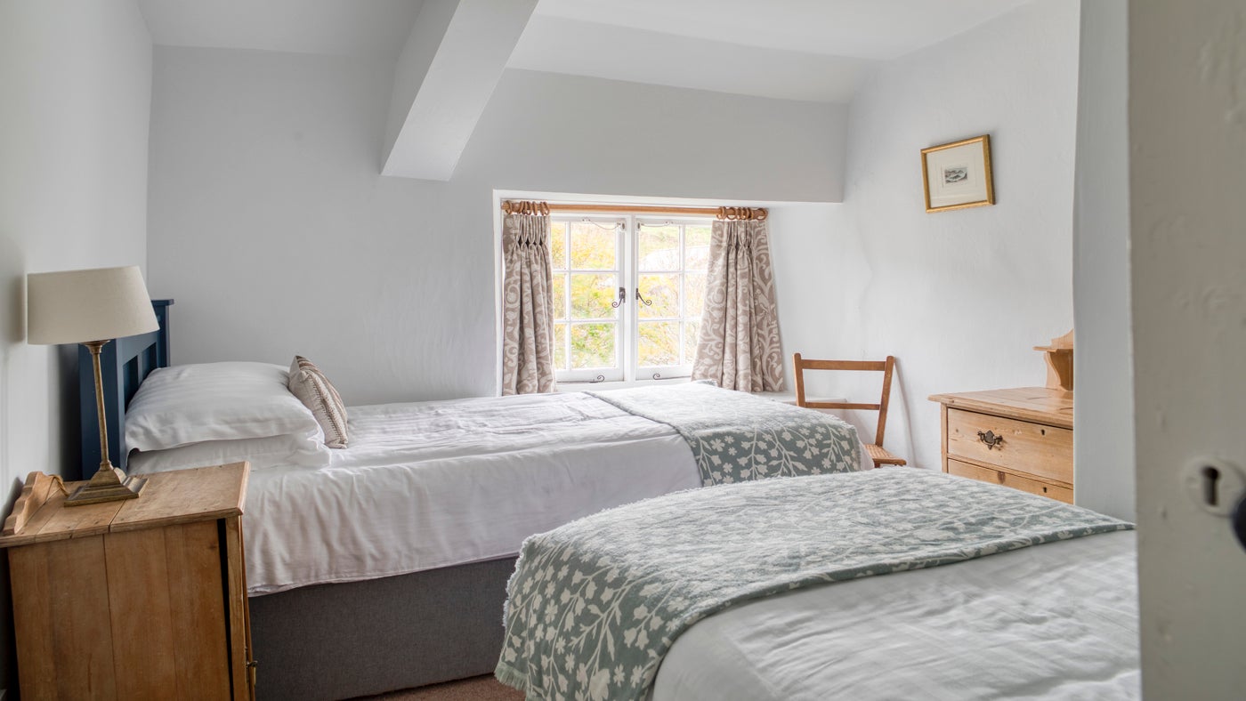 The twin bedroom at Countisbury Hill Cottage, Devon