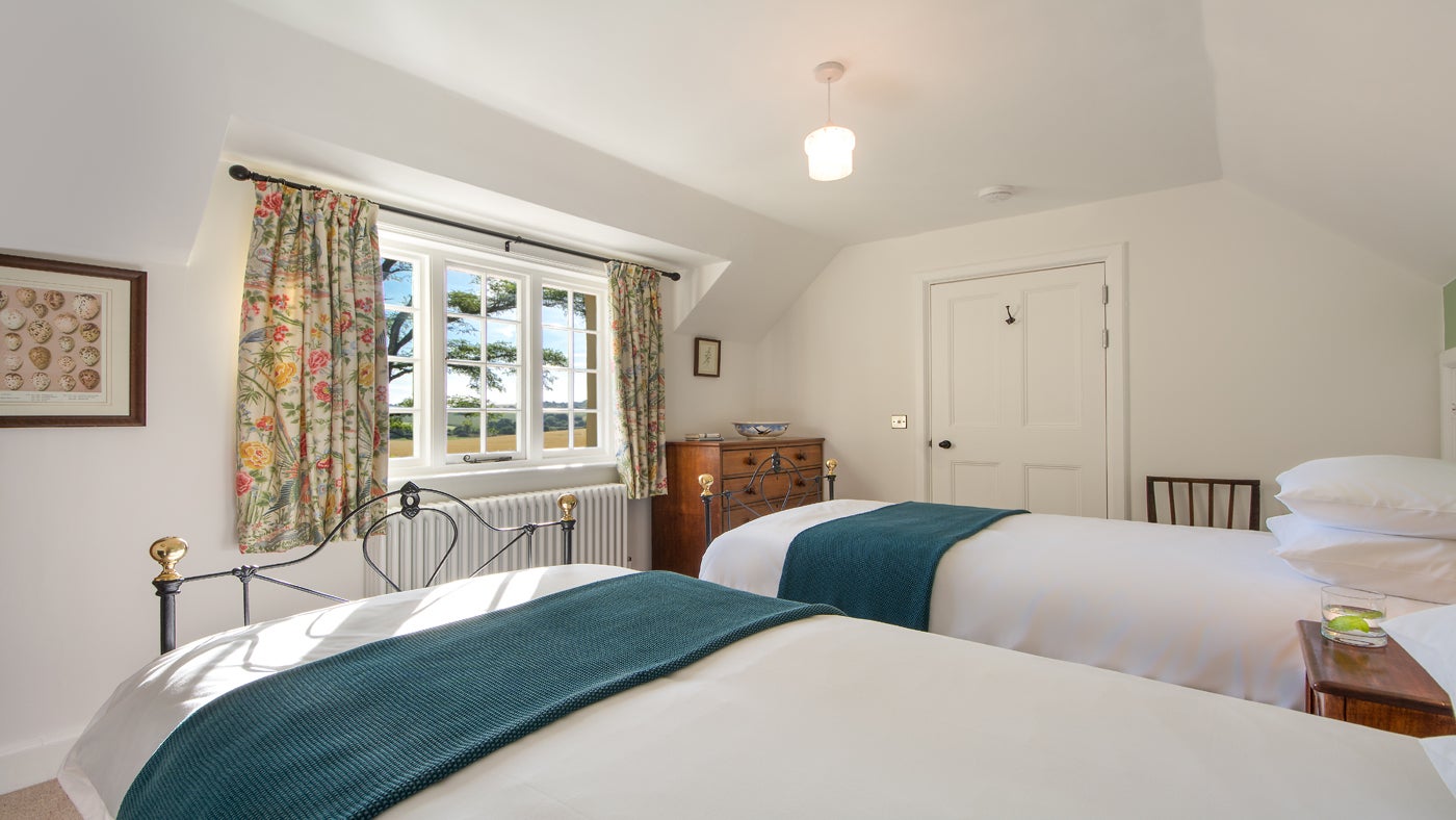 The twin bedroom at Crabtree Lodge, Devon