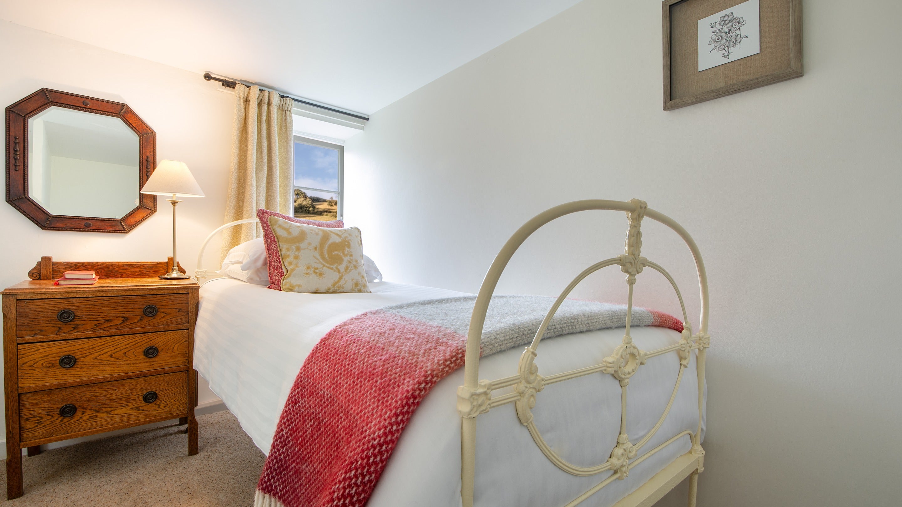 One of the single bedrooms at Crockers Cottage, Devon