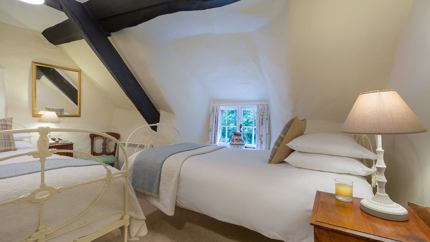 The twin bedroom at Forge Cottage, Branscombe, Devon