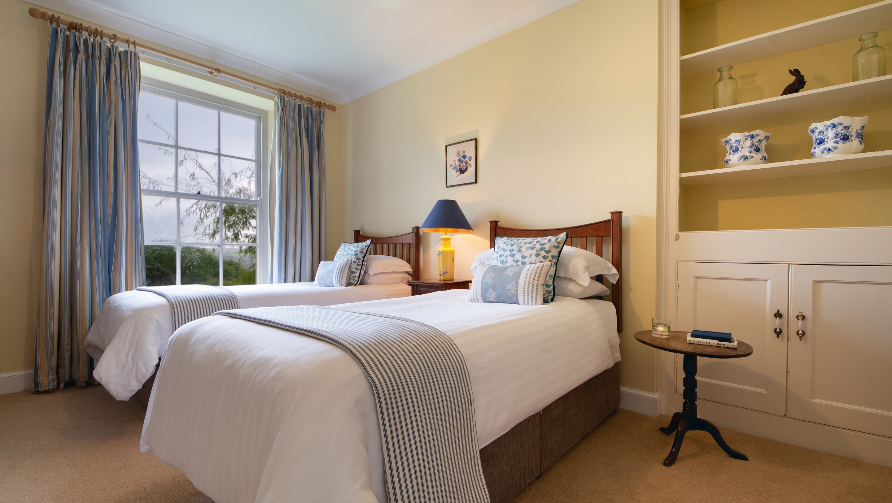 First floor twin bedroom at Higher Brownstone Farm, Devon.