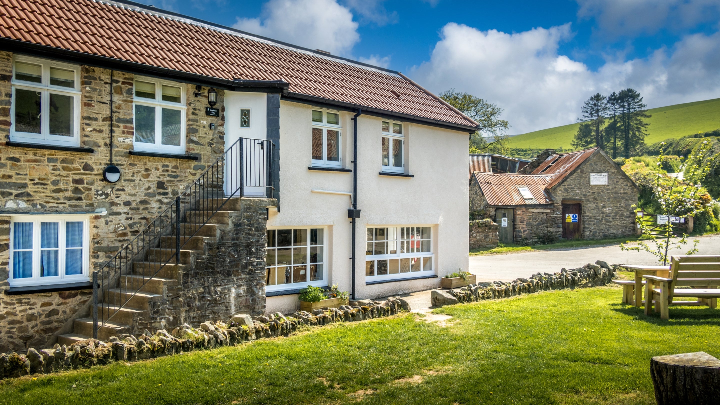 The exterior of Kingfisher View, Devon