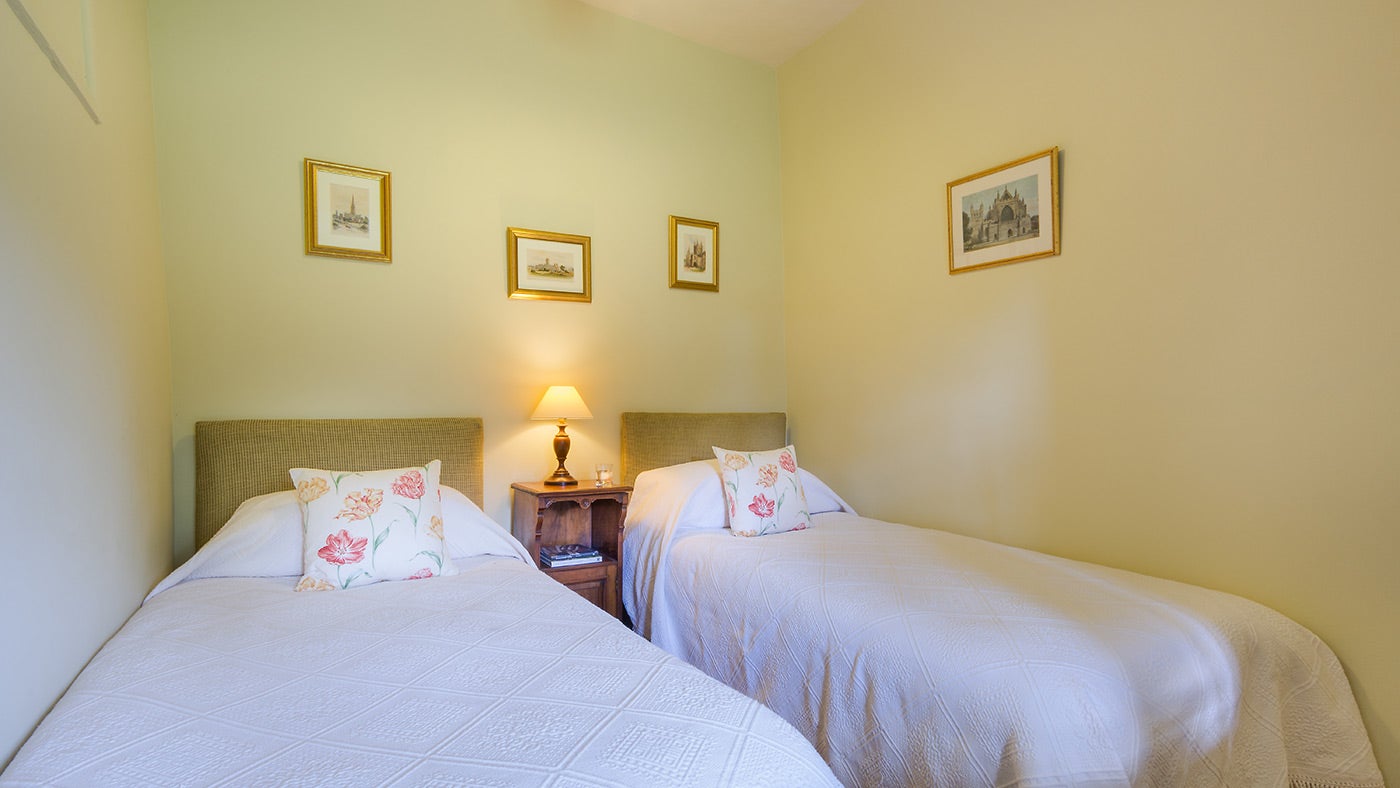The twin bedroom at Mattress Cottage, Devon