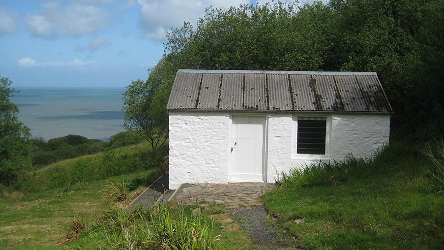 The exterior of Perppercombe Bothy, Devon