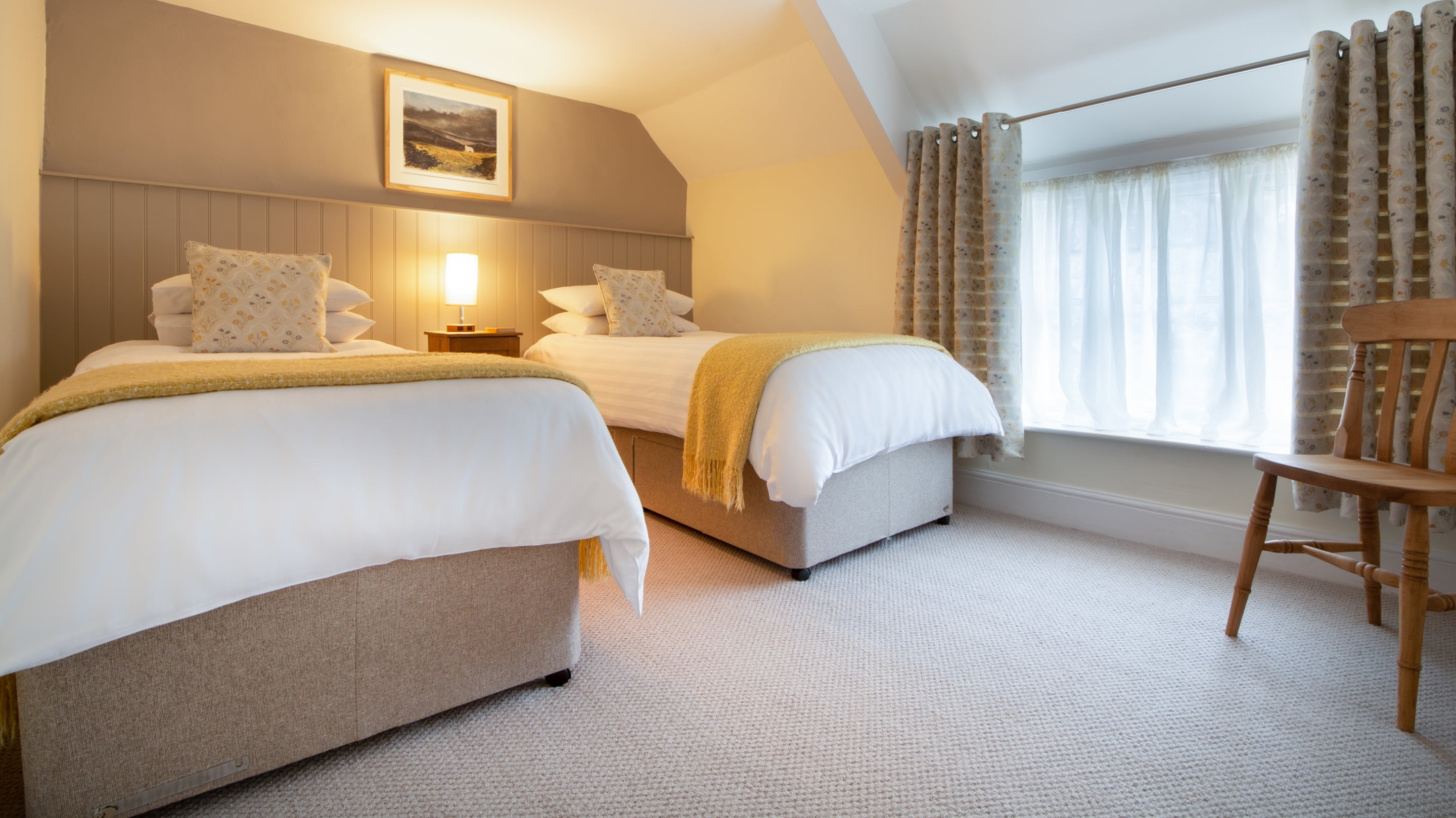 The twin bedroom at Riverside Cottage, Devon